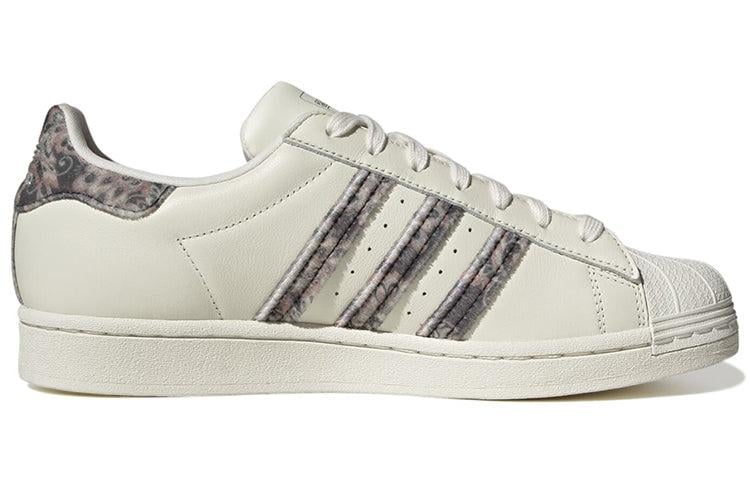 Adidas shoes shop non slip