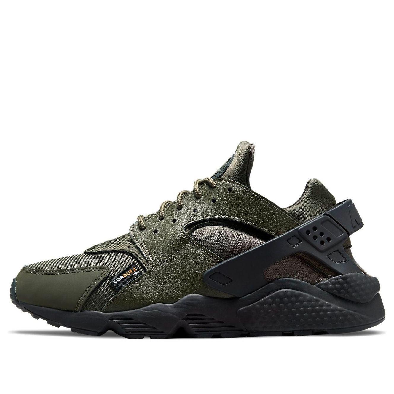 Nike Huarache Sneakers for Men Up to 31 off Lyst UK
