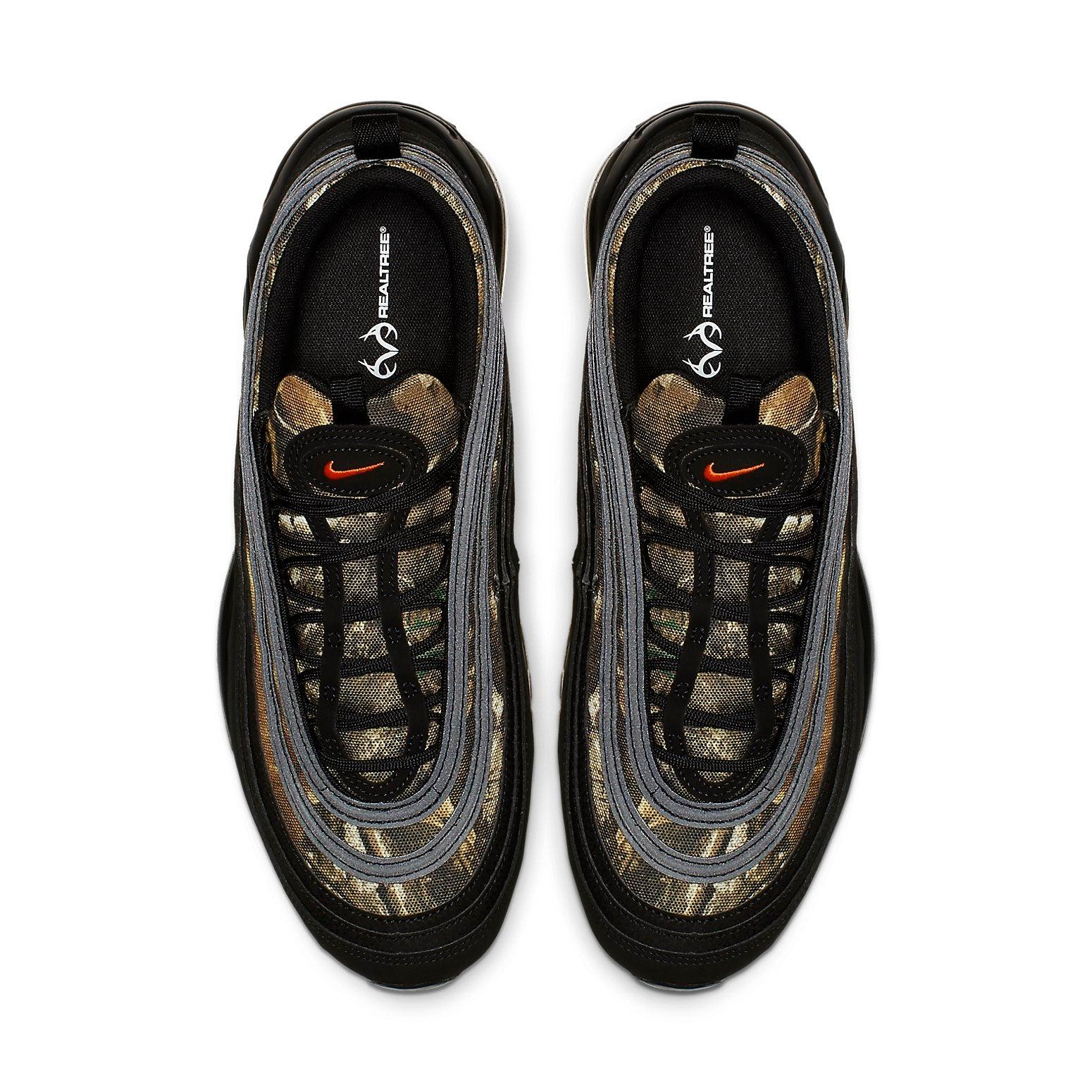 realtree camo nike shoes