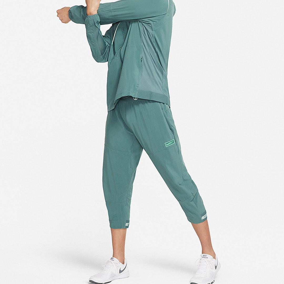 Nike Sport Clash Casual Fitness Training Sports Cropped Pants