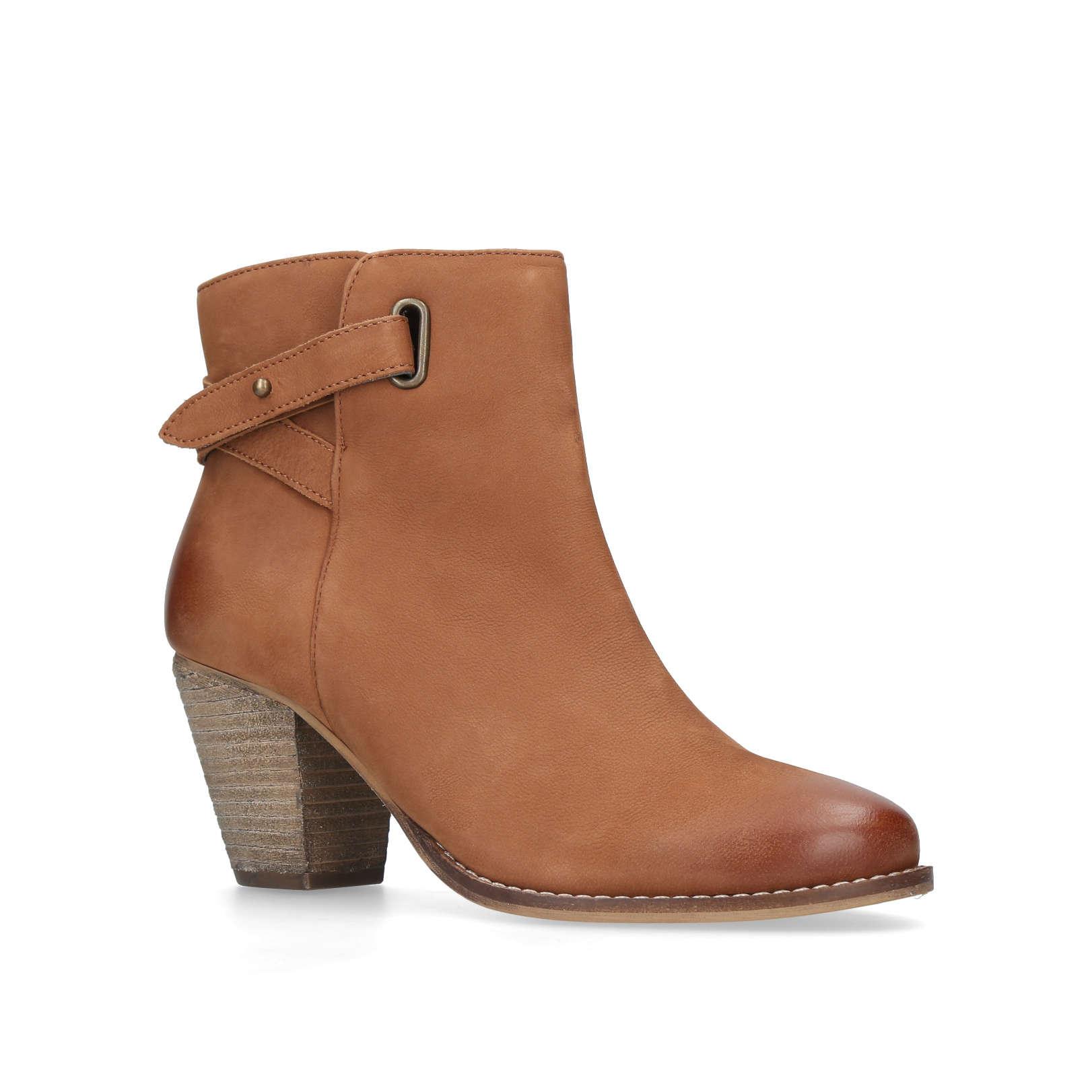 Carvela smart boots tan Outlet