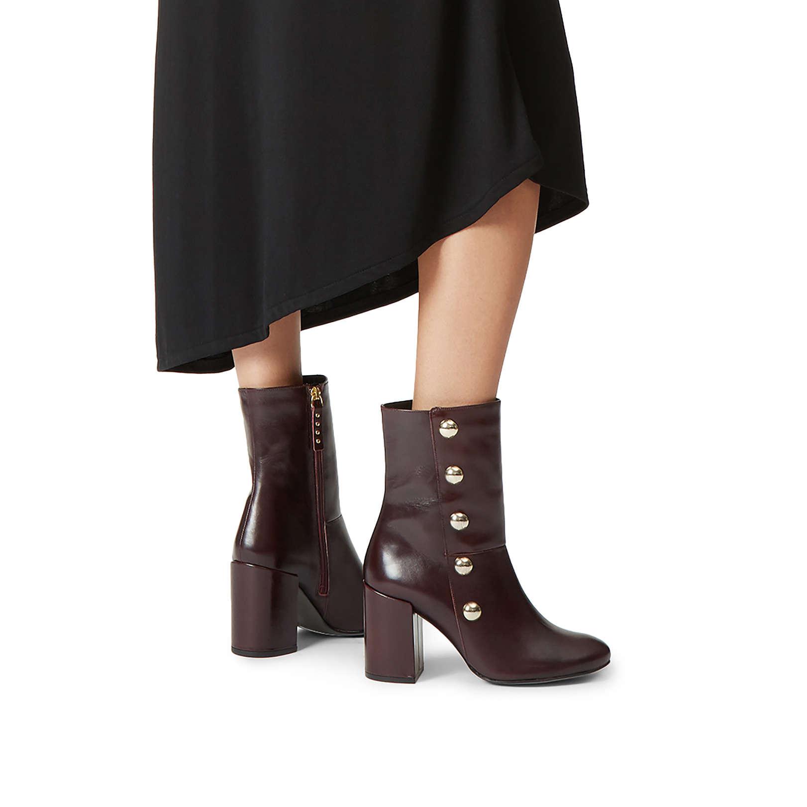 carvela soldier