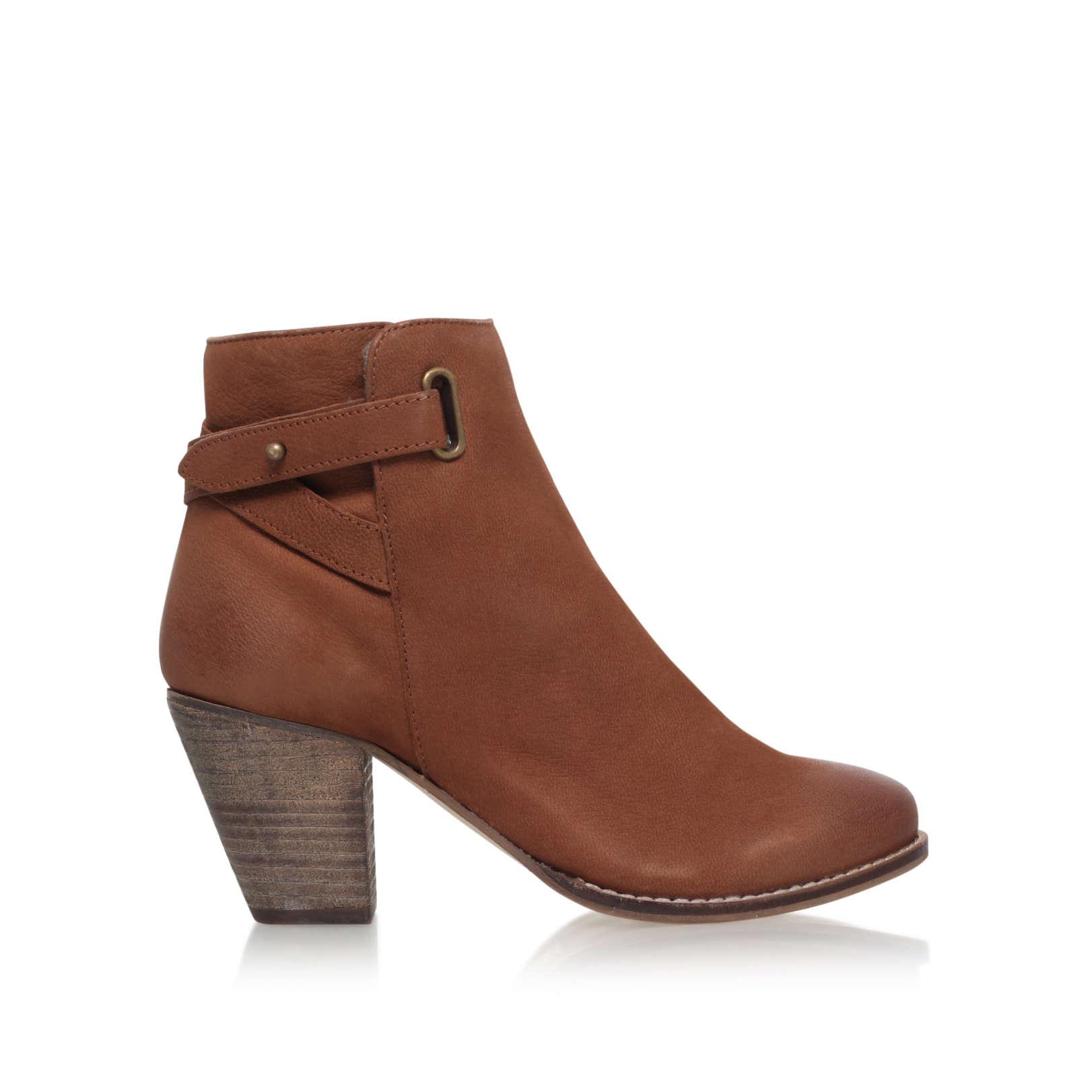 Carvela Kurt Geiger Smart in Brown 