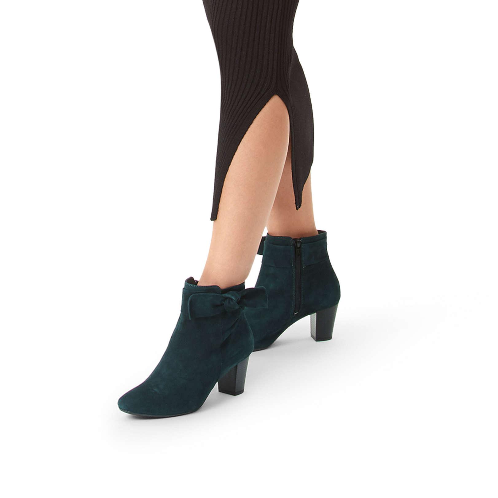 Carvela rupert boots Outlet