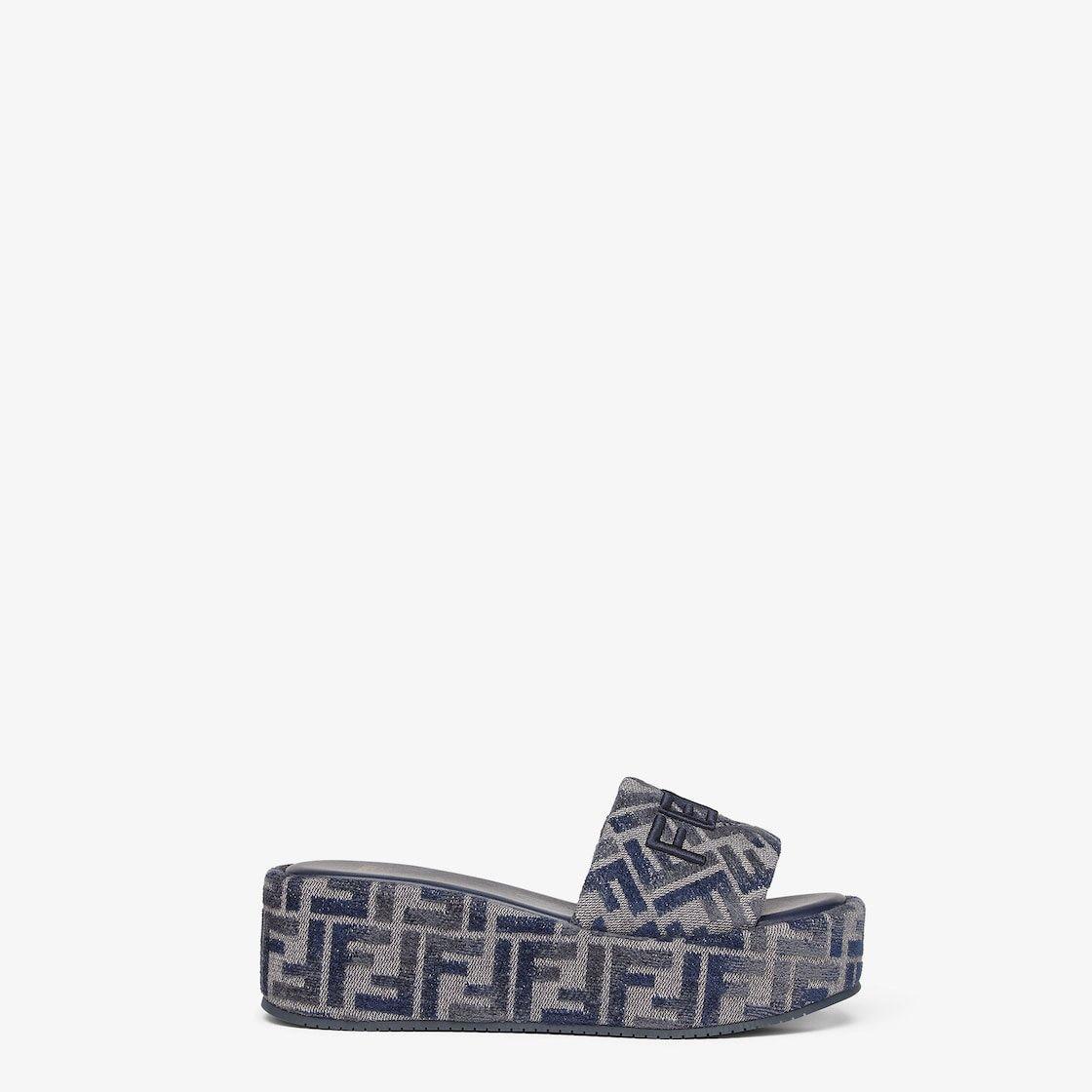 FENDI PLATFORM WEDGES IN BEIGE RAFFIA WITH BROWN EMBROIDERED LOGO