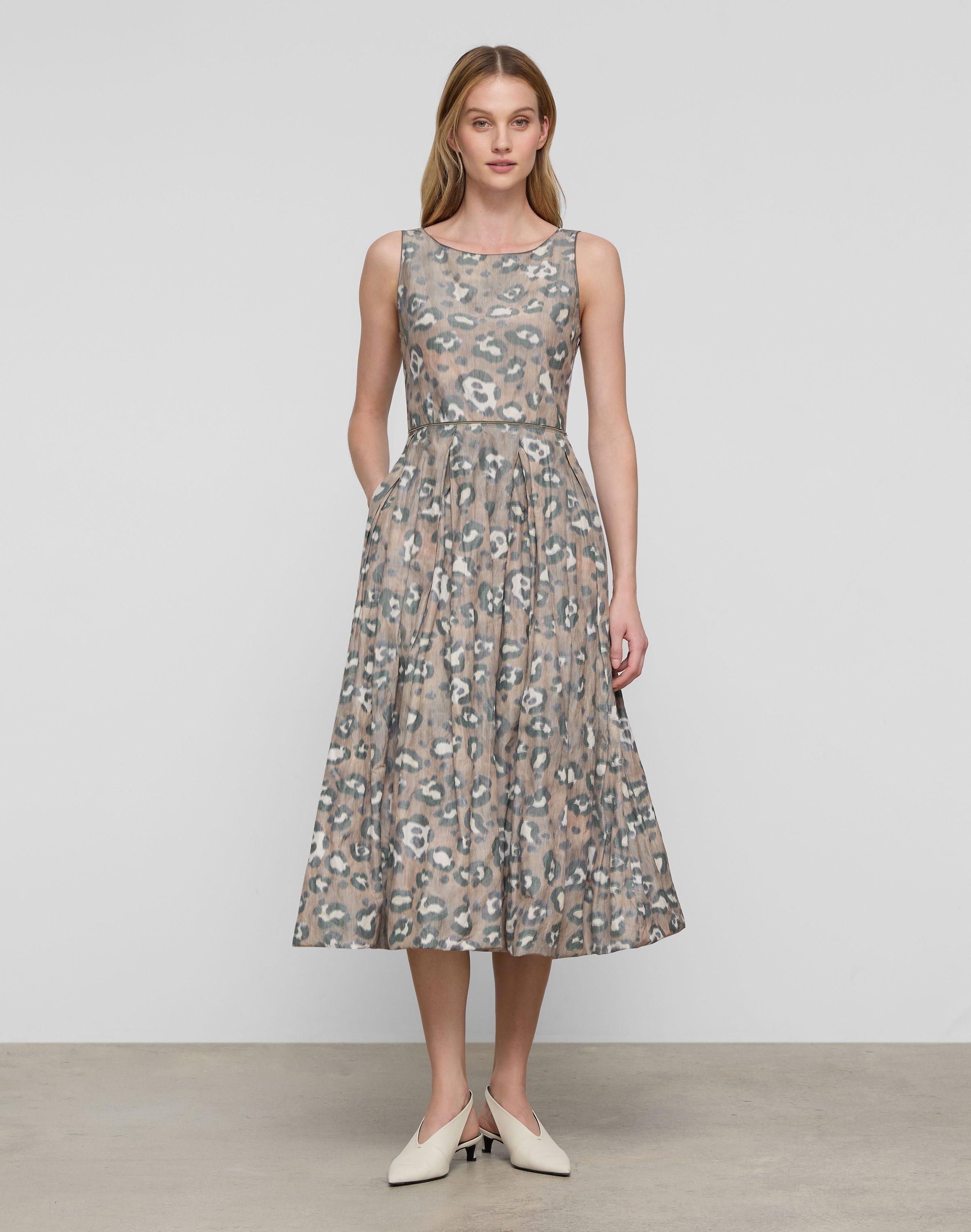 lafayette 148 new york sleeveless pleated a-line maxi dress Leopard Print Taffeta Waistline_Natural Waist Size:Custom size Meticulous hand pintucking shapes elegant a line dresses