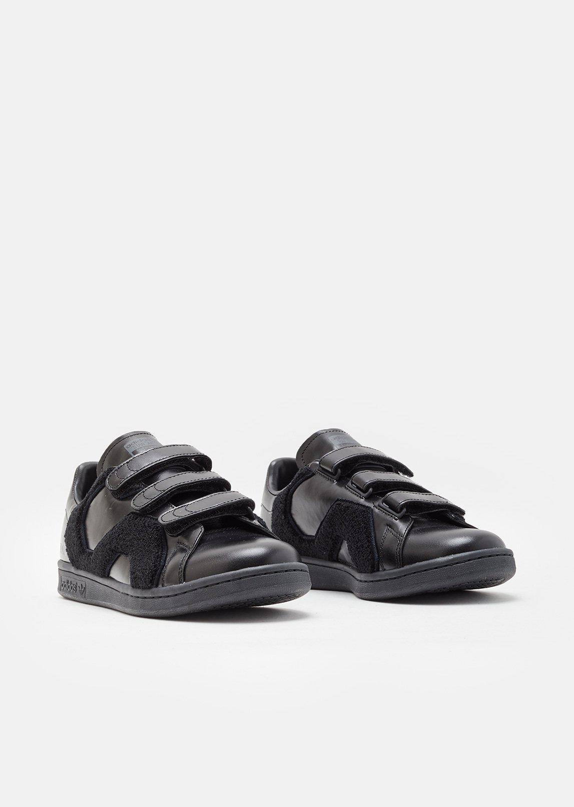 By Raf Simons Leather Stan Smith Velcro in Black -
