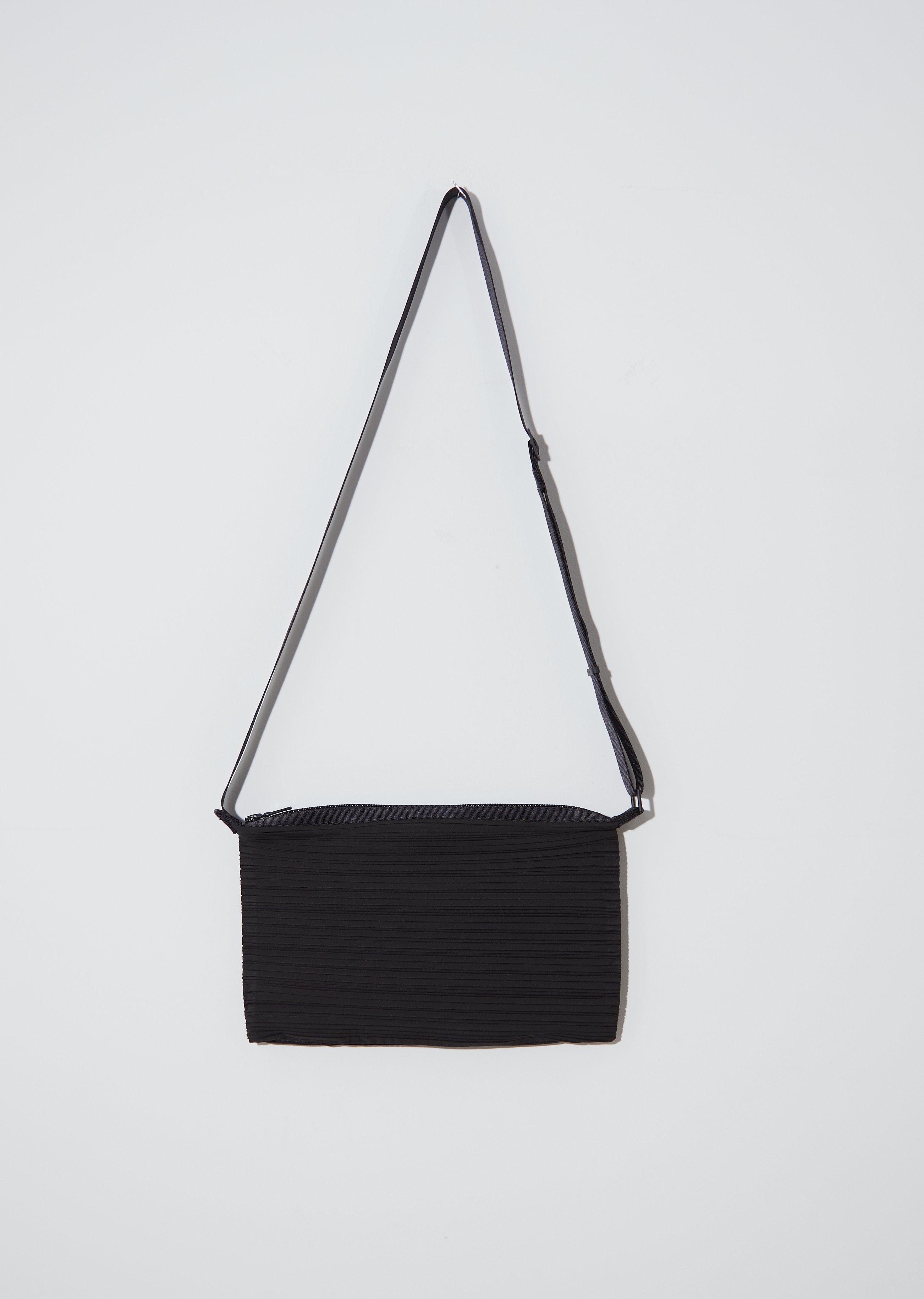 Black 'Bias Pleats' shoulder bag Issey Miyake Pleats Please - Vitkac HK