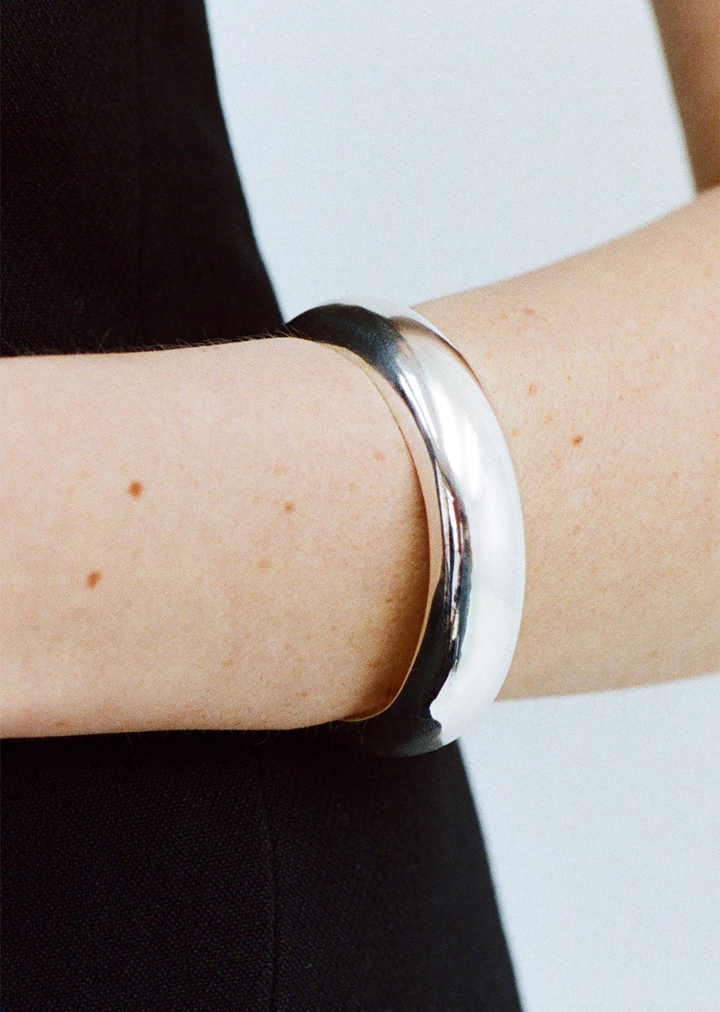 Sophie Buhai Silver Forever Cuff in Black | Lyst Canada