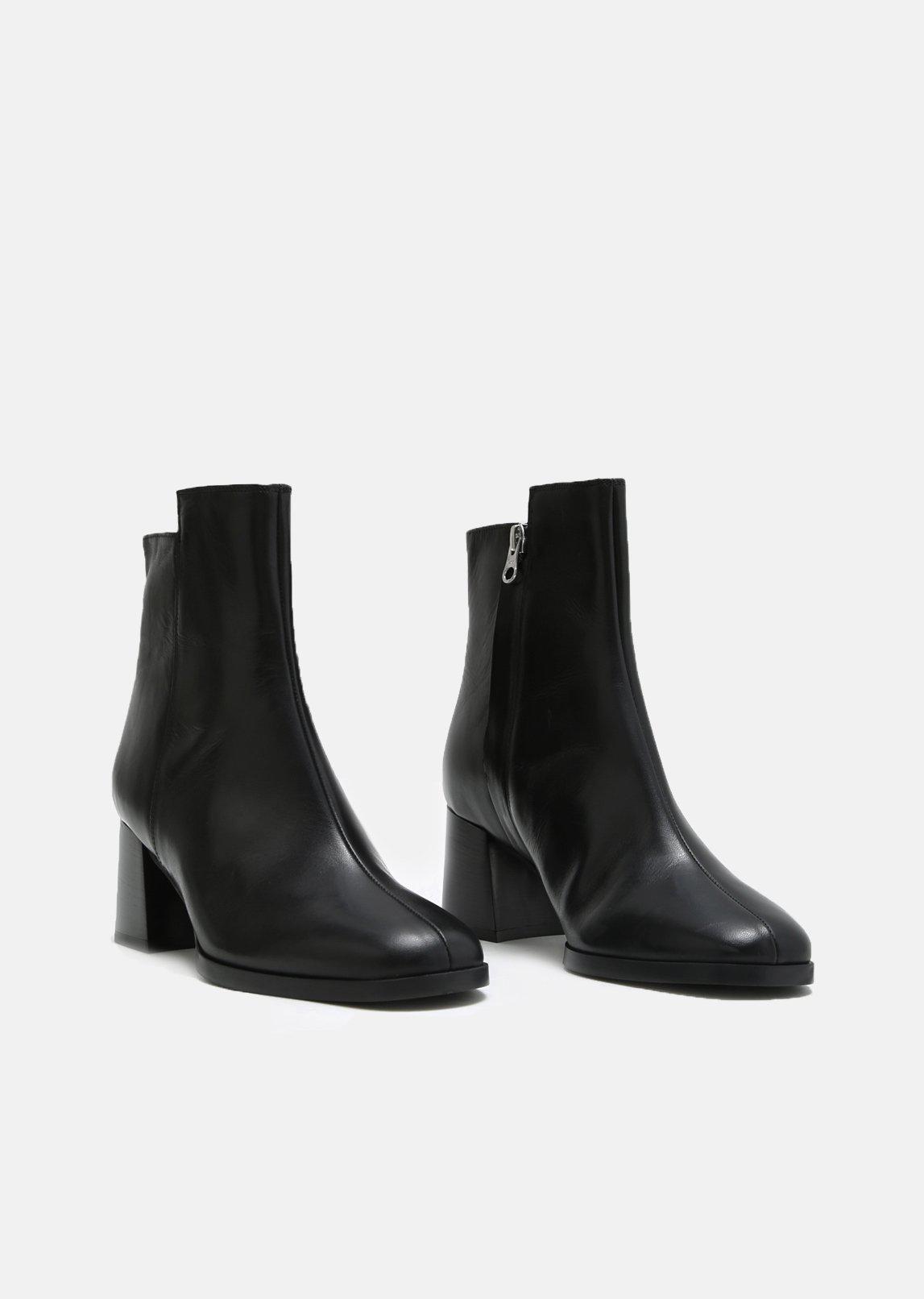 hope chelsea boots