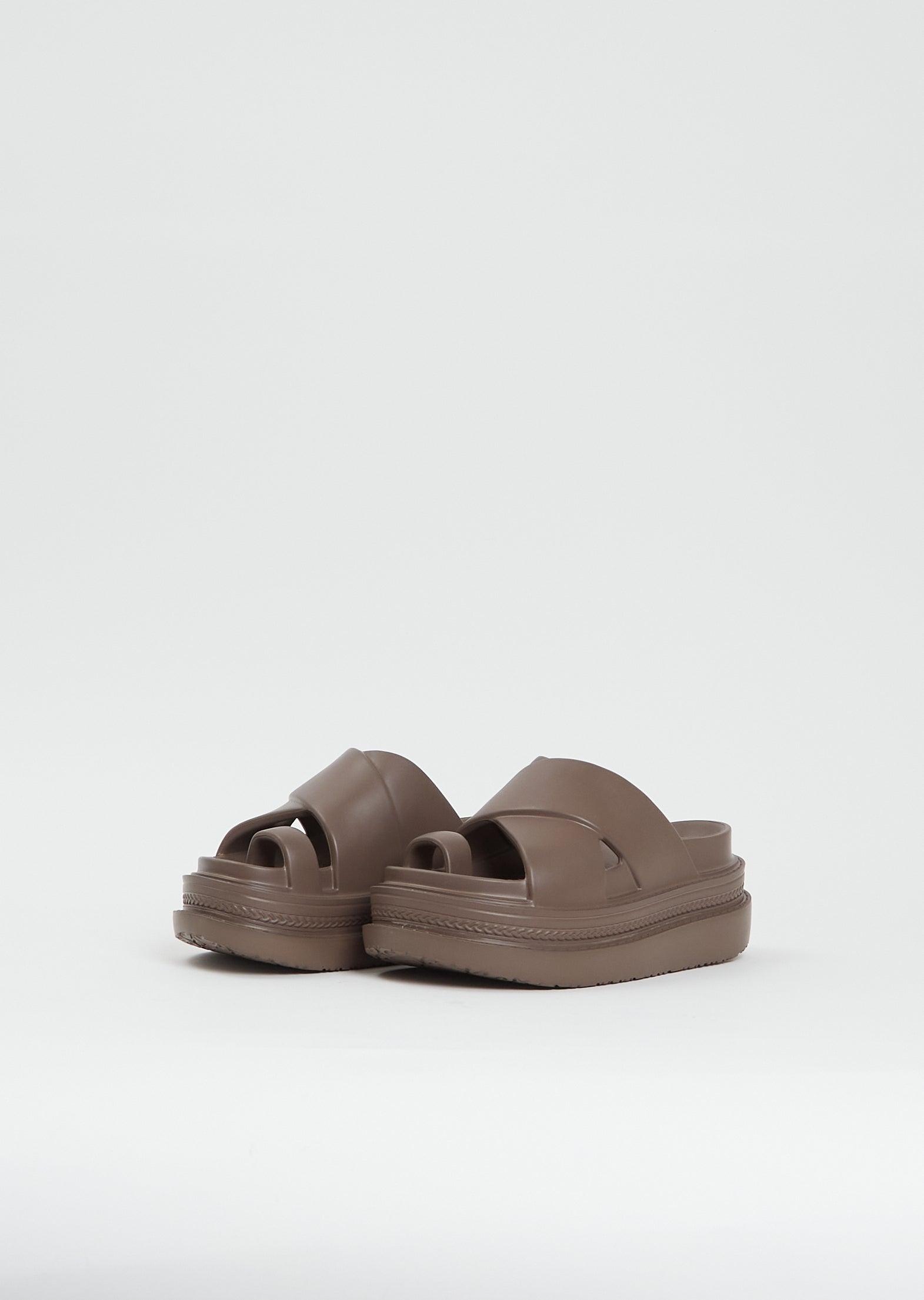 sacai Multiple Sole Sandals サイズ42 sacai 26 Foam Multiple Sole Sandals 42 - メルカリ