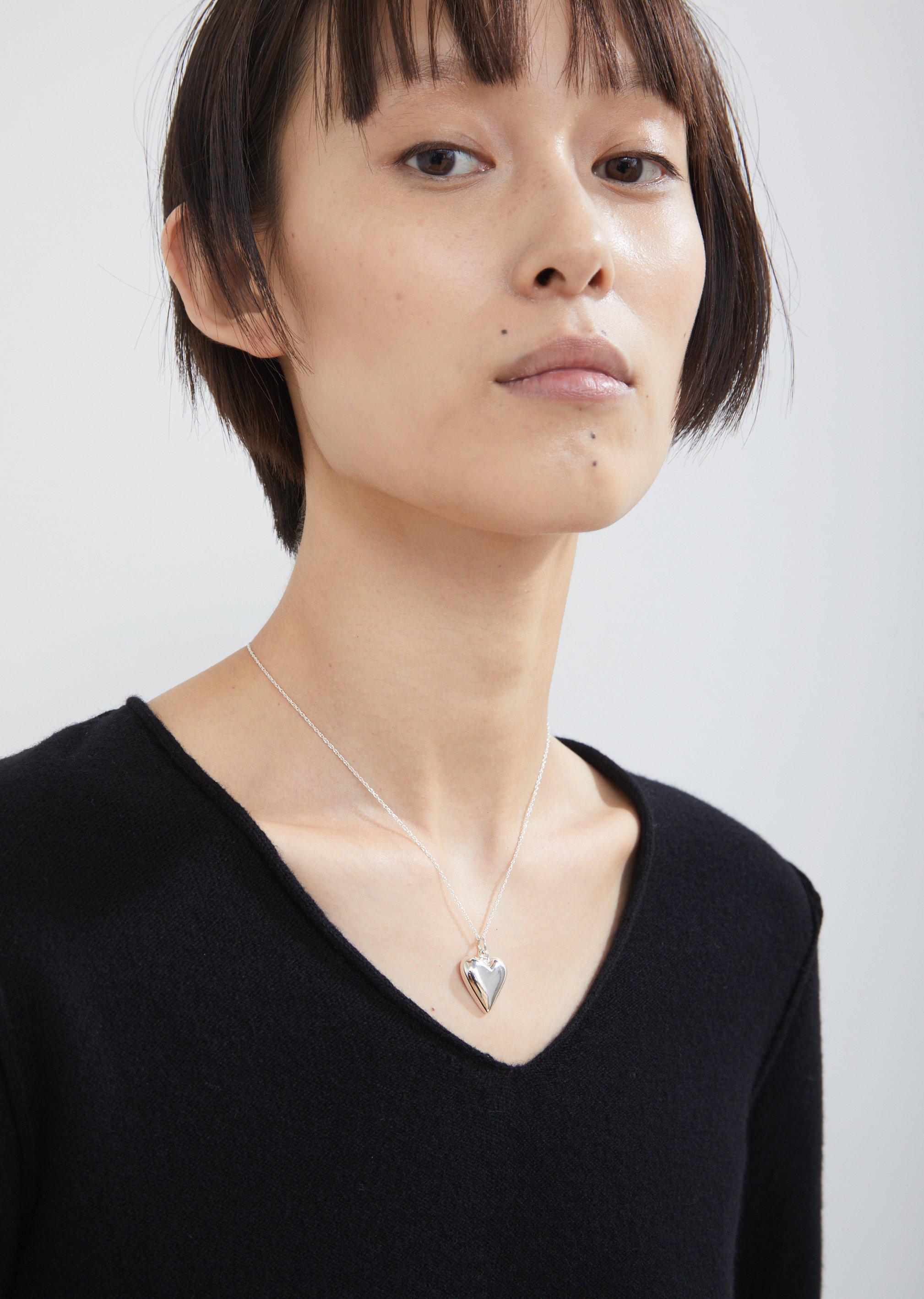 Sophie Buhai Petite Heart Pendant in 