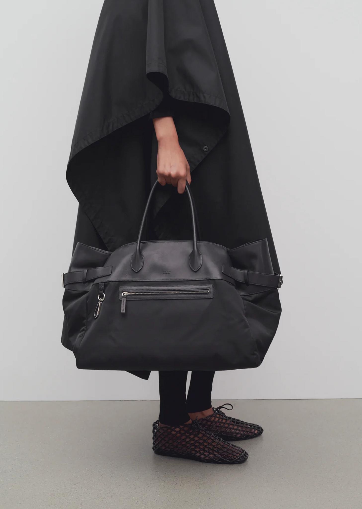 Dune 新品正規 ザロウ Margaux 17 Inside-Out マルゴー 極美品 THE ROW ザロウ MARGAUX 17 INSIDE OUT マルゴー