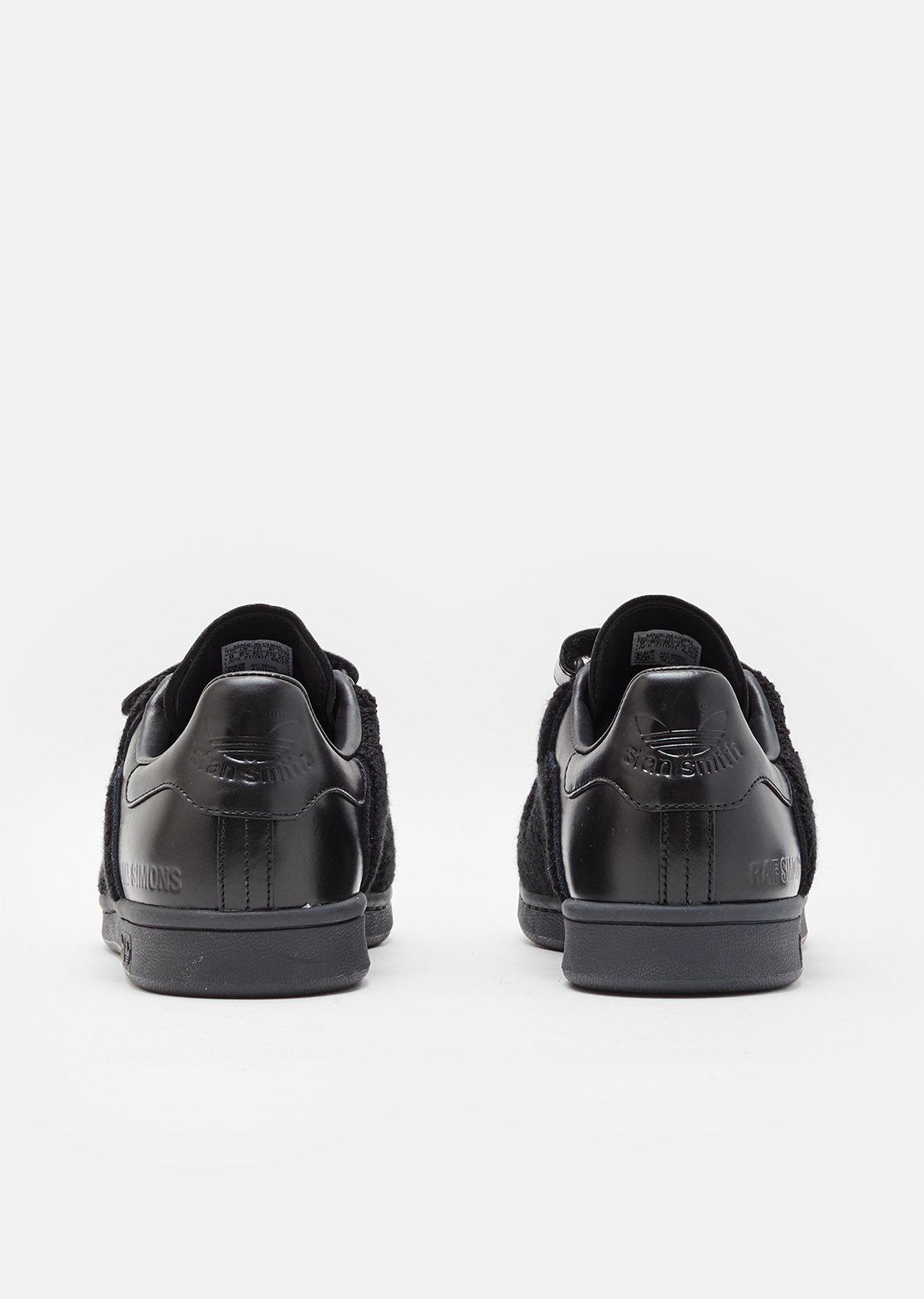 By Raf Simons Leather Stan Smith Velcro in Black -