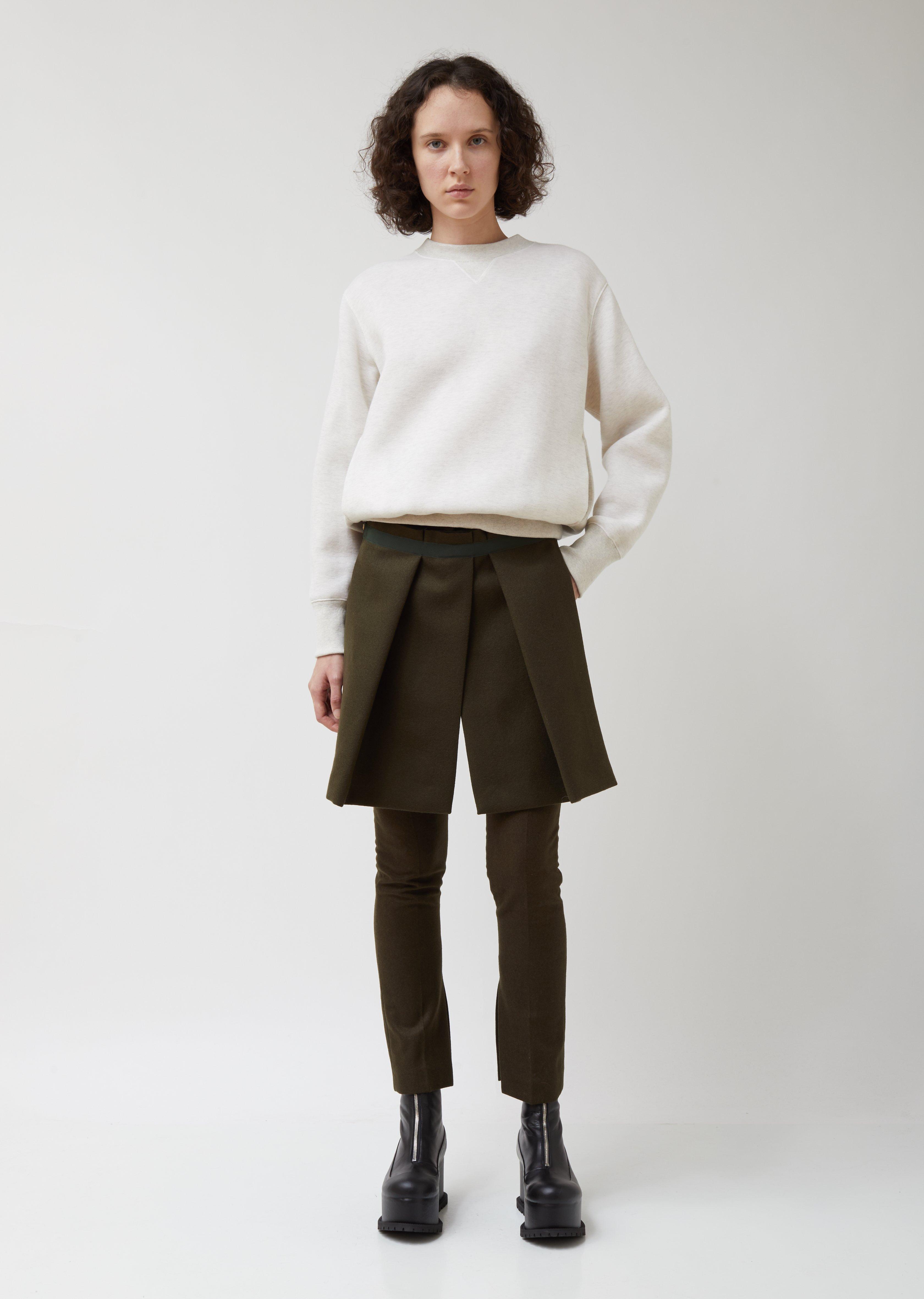 khaki skinny jeans with pockets on sides back
