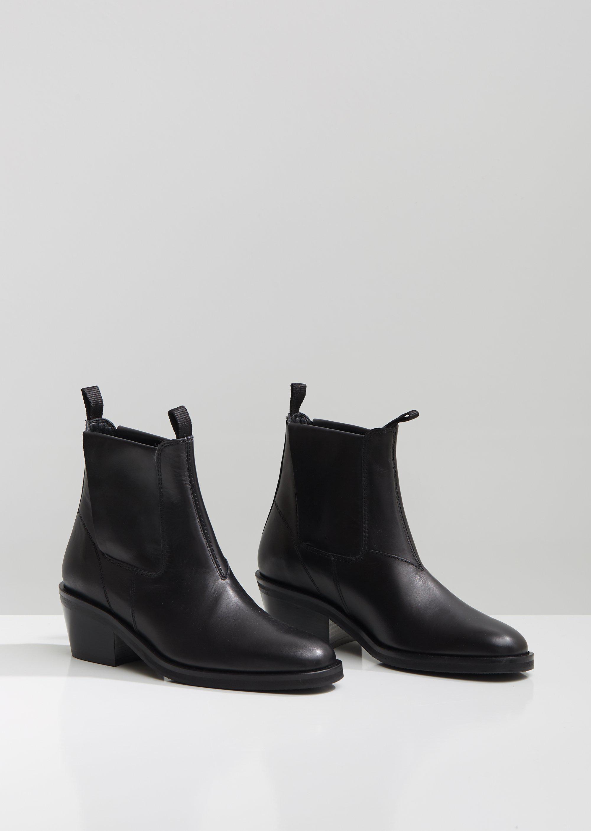 acne classic boots