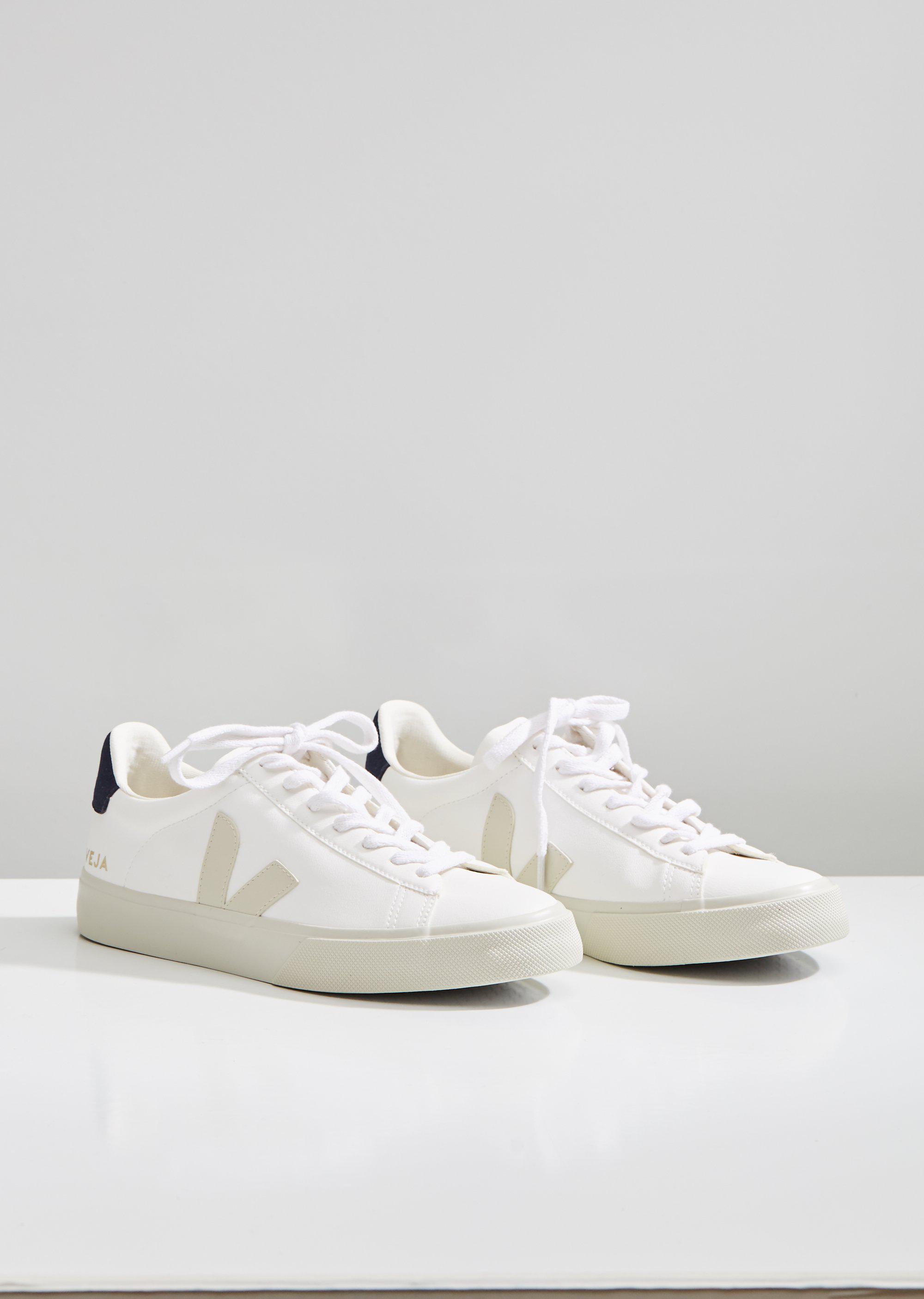 Veja Campo Sneakers in White - Lyst