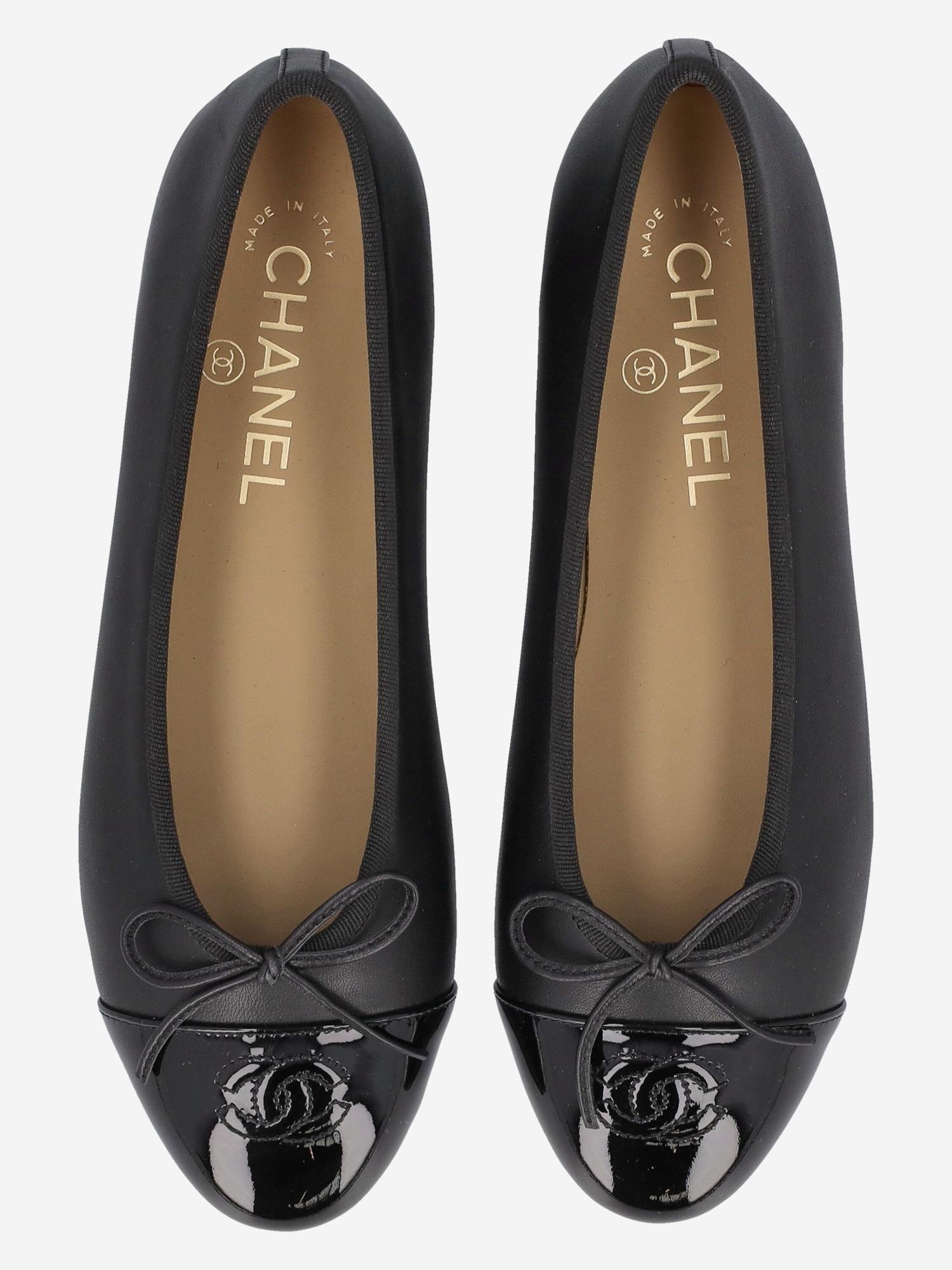 Chanel Ballet Flats in White