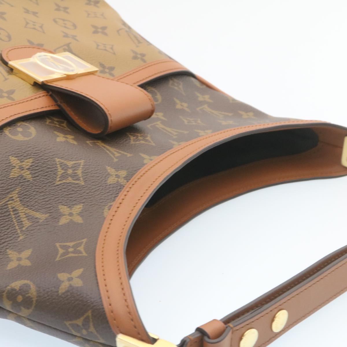 Louis Vuitton Handbags - Lampoo