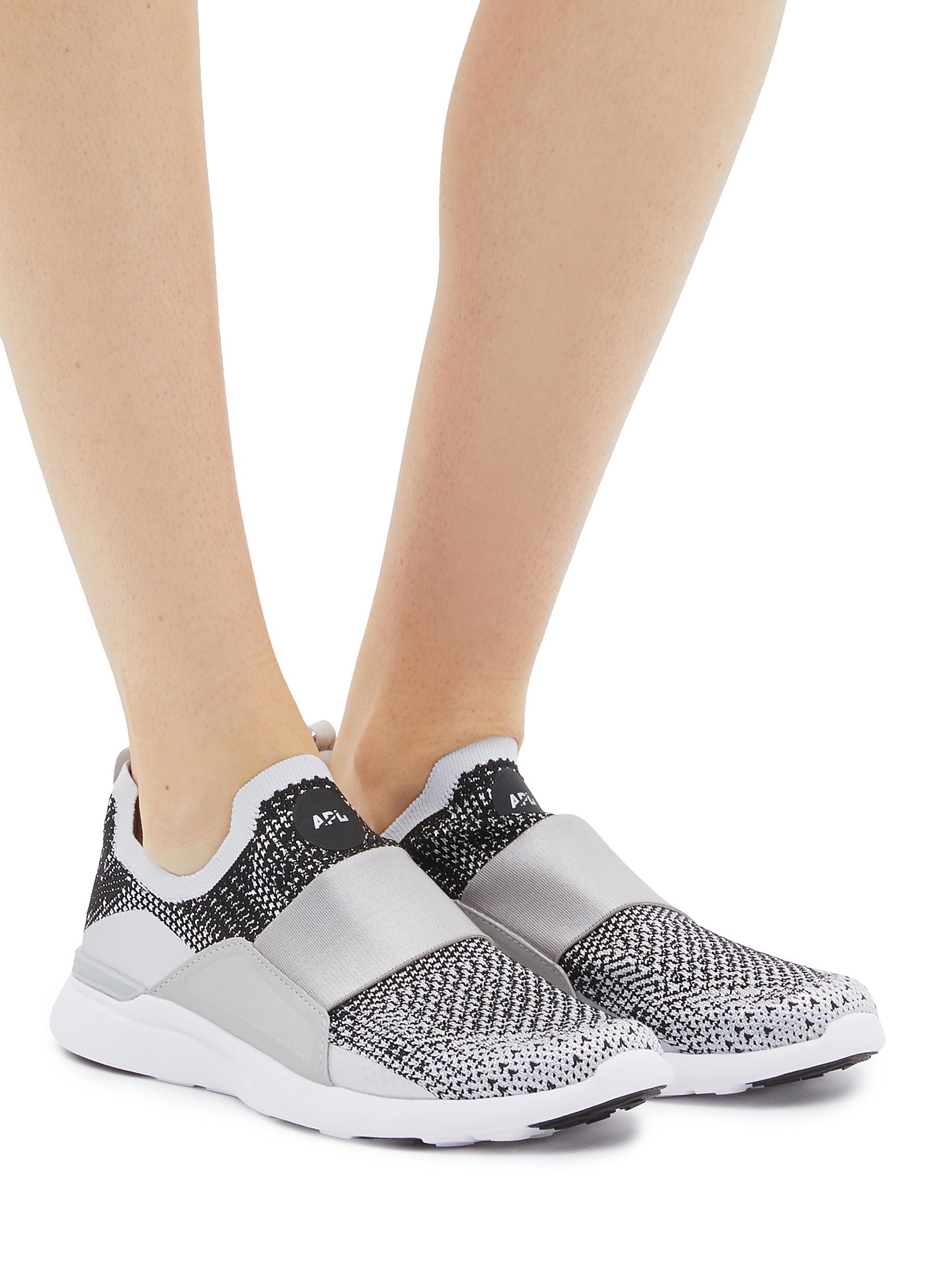 techloom bliss knit running shoe