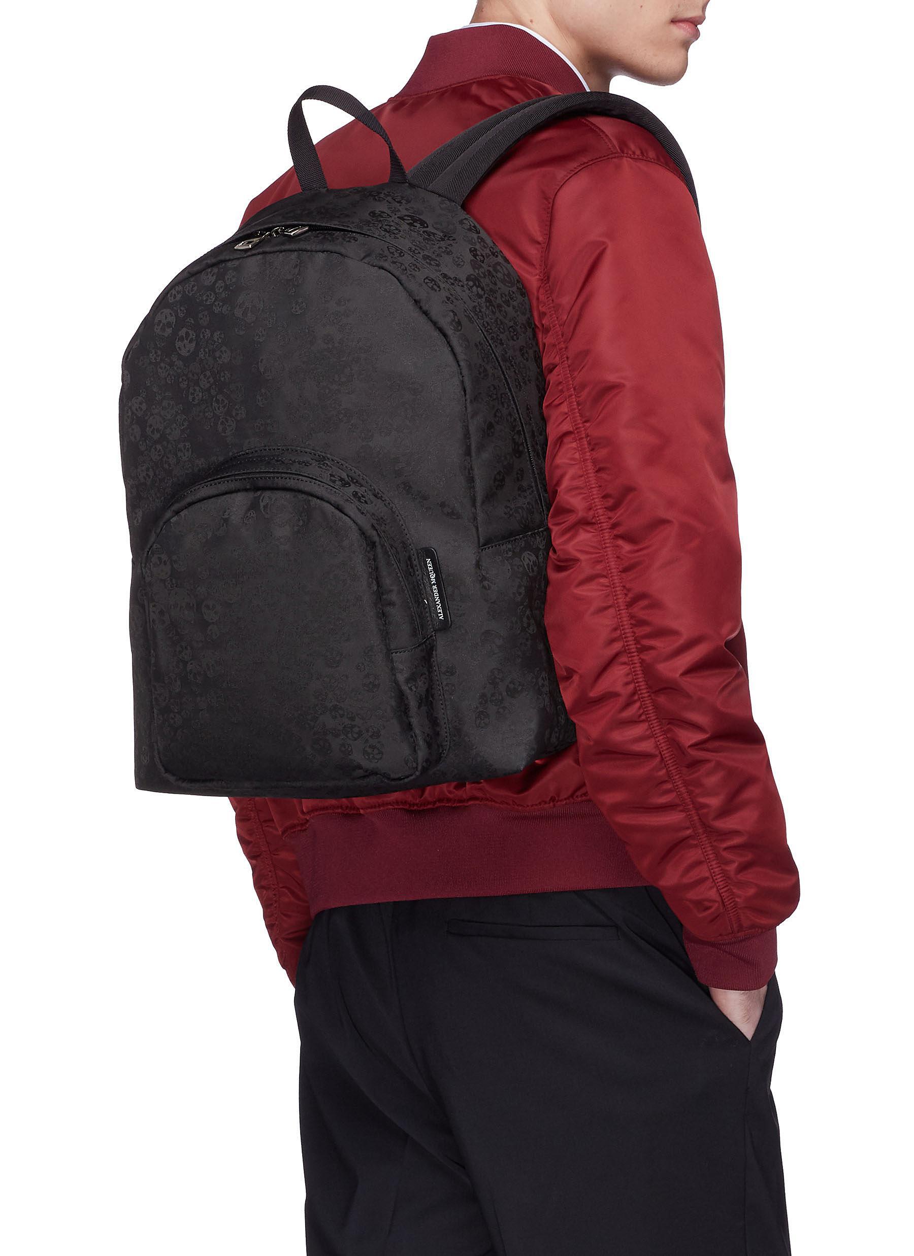alexander mcqueen skull backpack