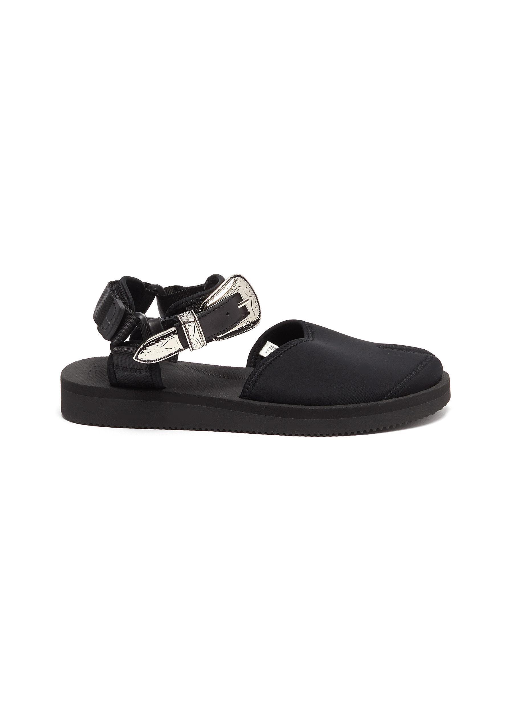 Suicoke X Toga 'vita' Buckle Tabi Sandals in Black for Men | Lyst