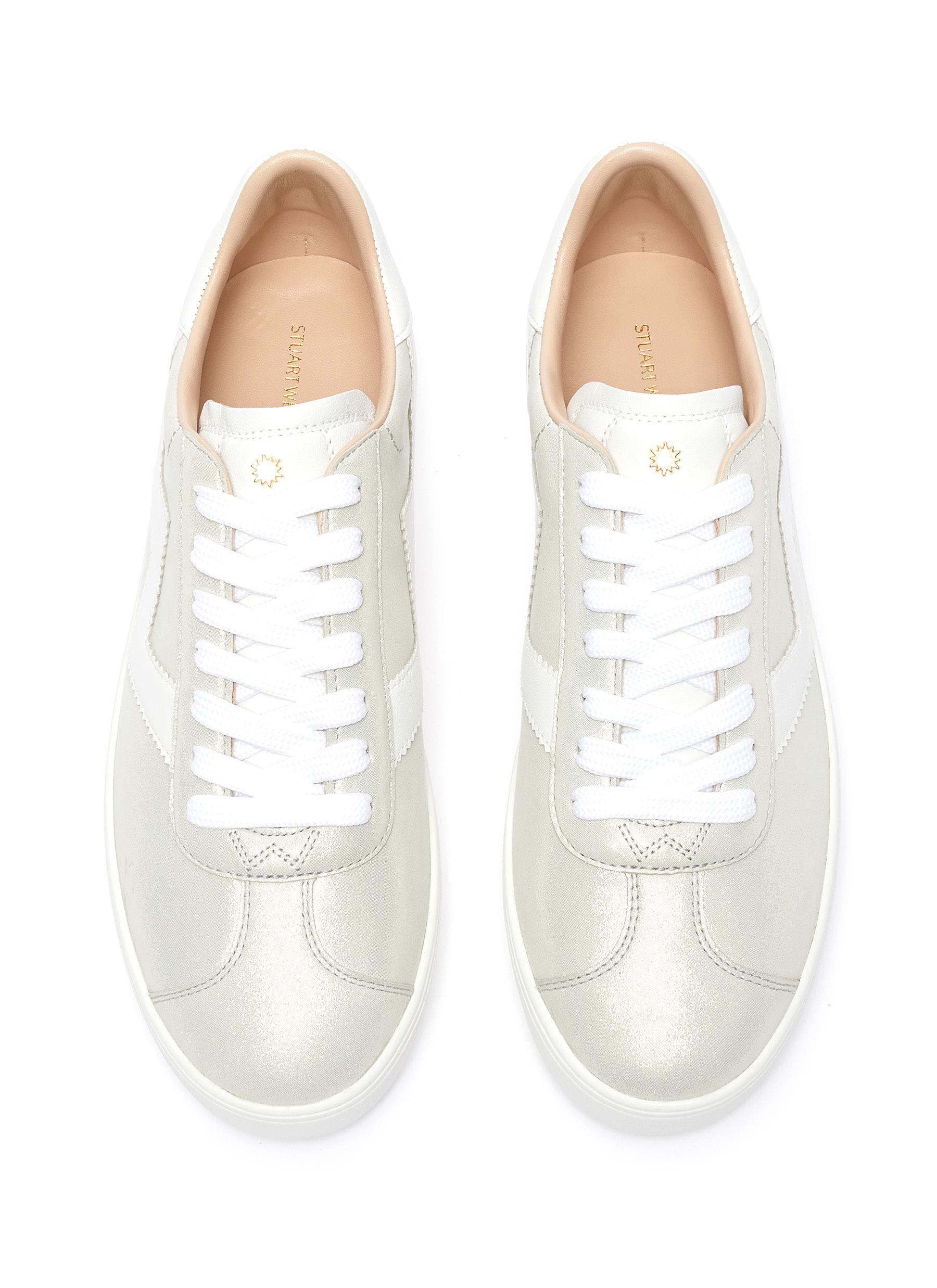 Stuart Weitzman 'daryl' Low Top Leather Sneakers in Grey (Gray) | Lyst