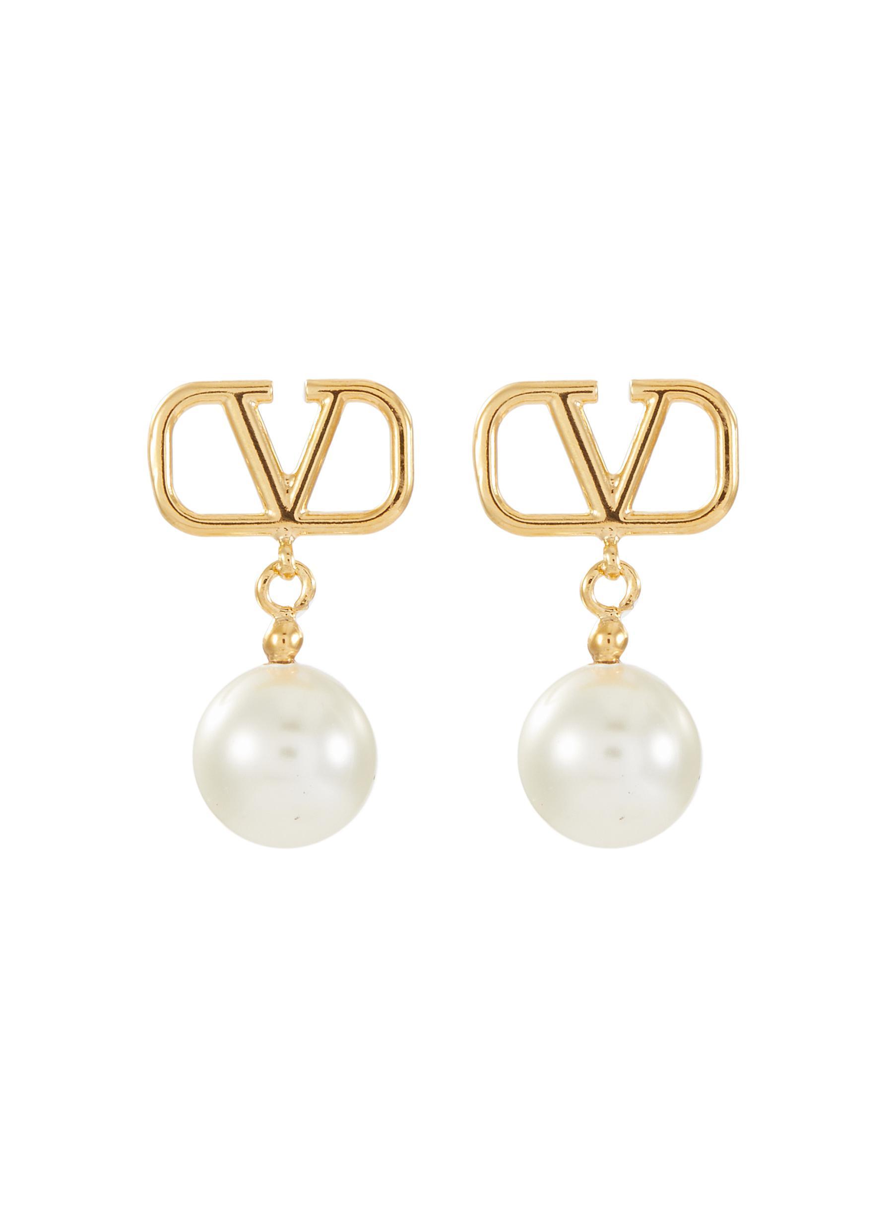 Valentino Vlogo Imitation Pearl Drop Earrings in Metallic | Lyst