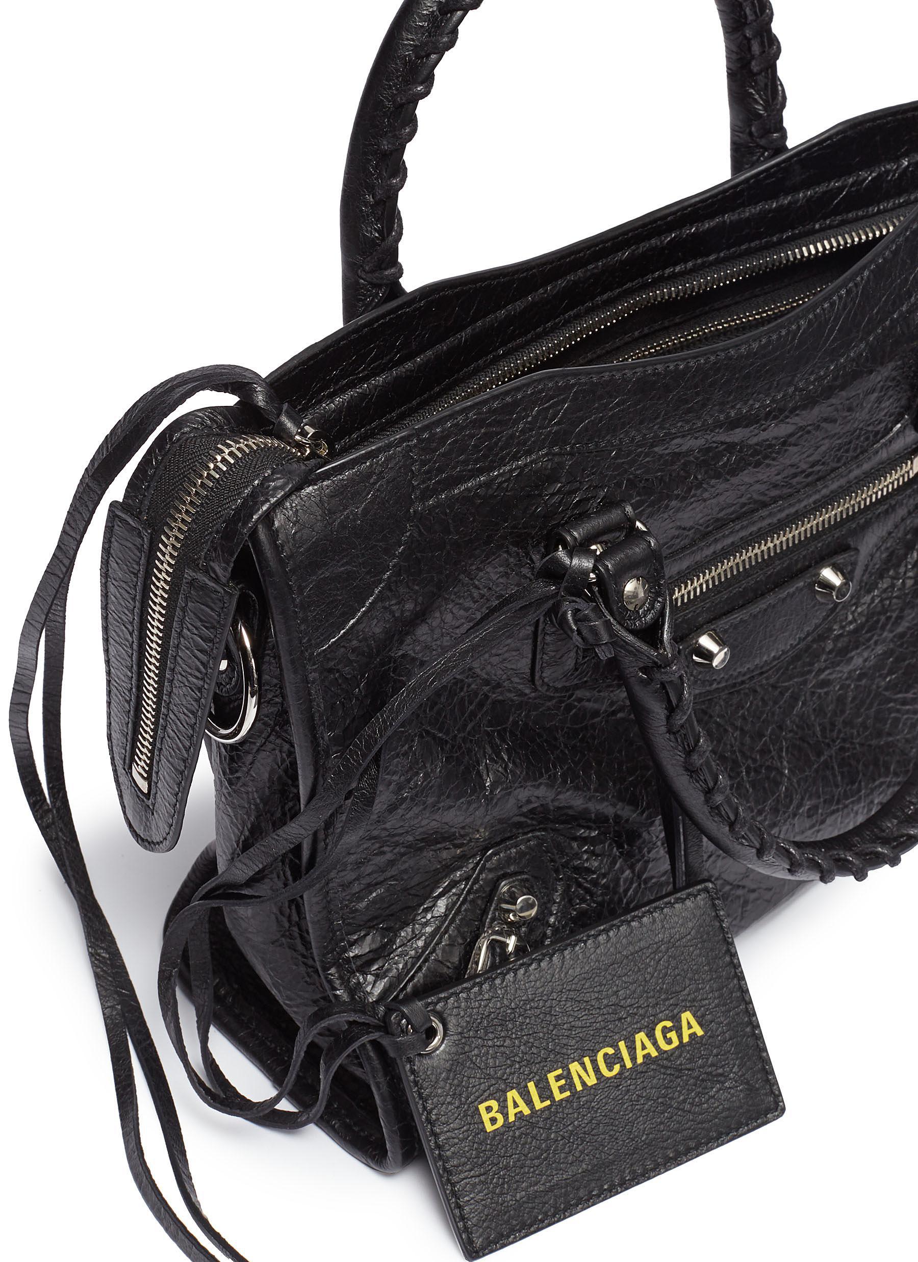 Balenciaga &#39;classic City&#39; Logo Strap Small Leather Shoulder Bag in Black - Lyst