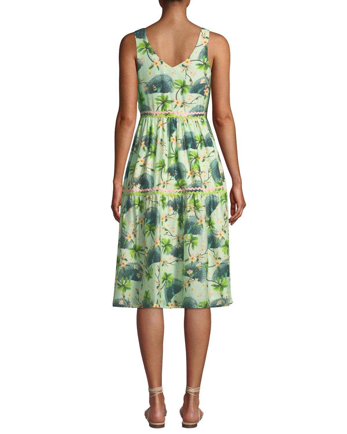 VERANDAH Printed V-neck Tiered Dress With Rickrack Detail in Green - Lyst