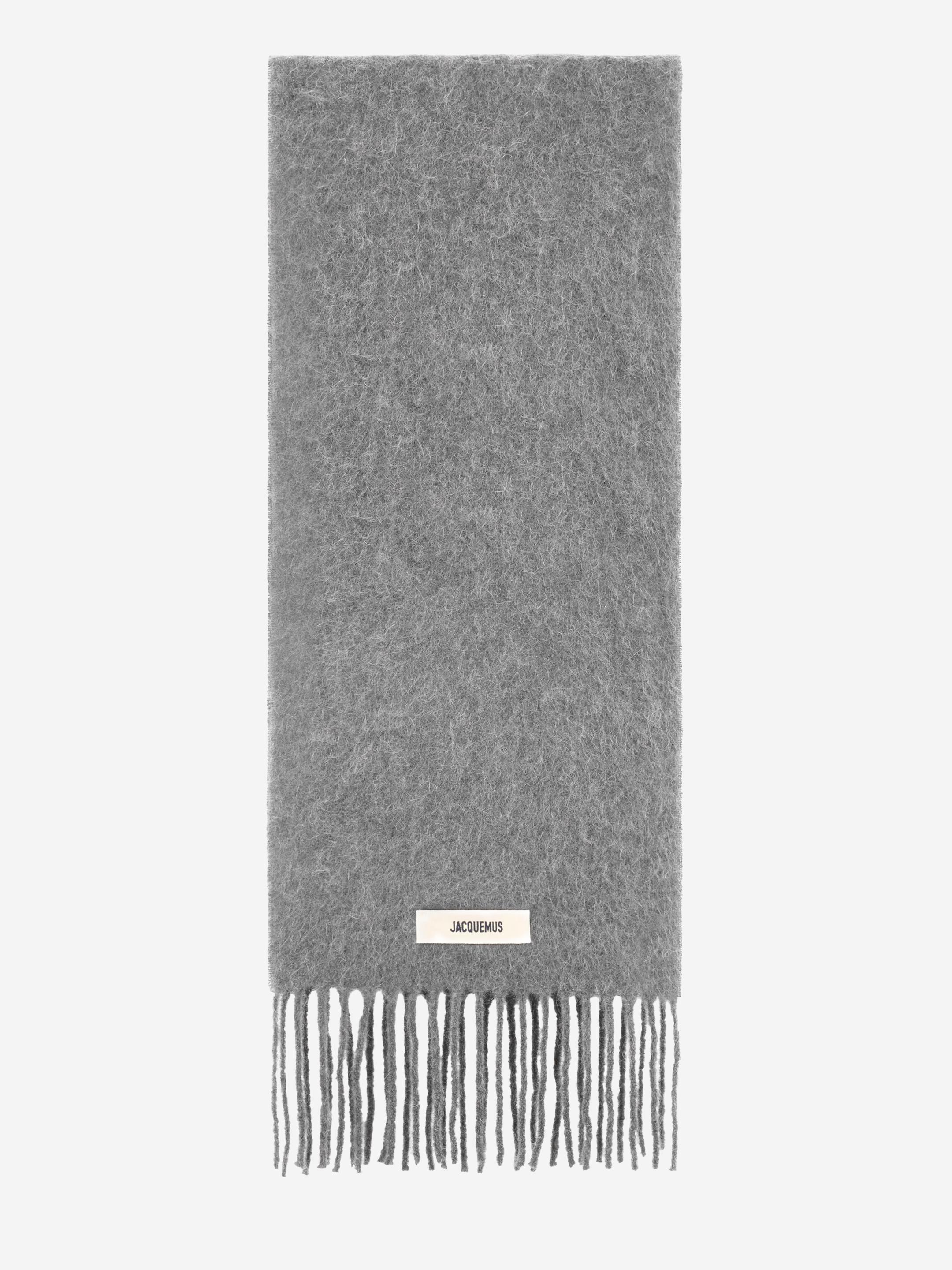 JACQUEMUS ブラック ラウンドカーレマフラー　スカーフ JACQUEMUS ブラック ラウンドカーレマフラー スカーフ Jacquemus