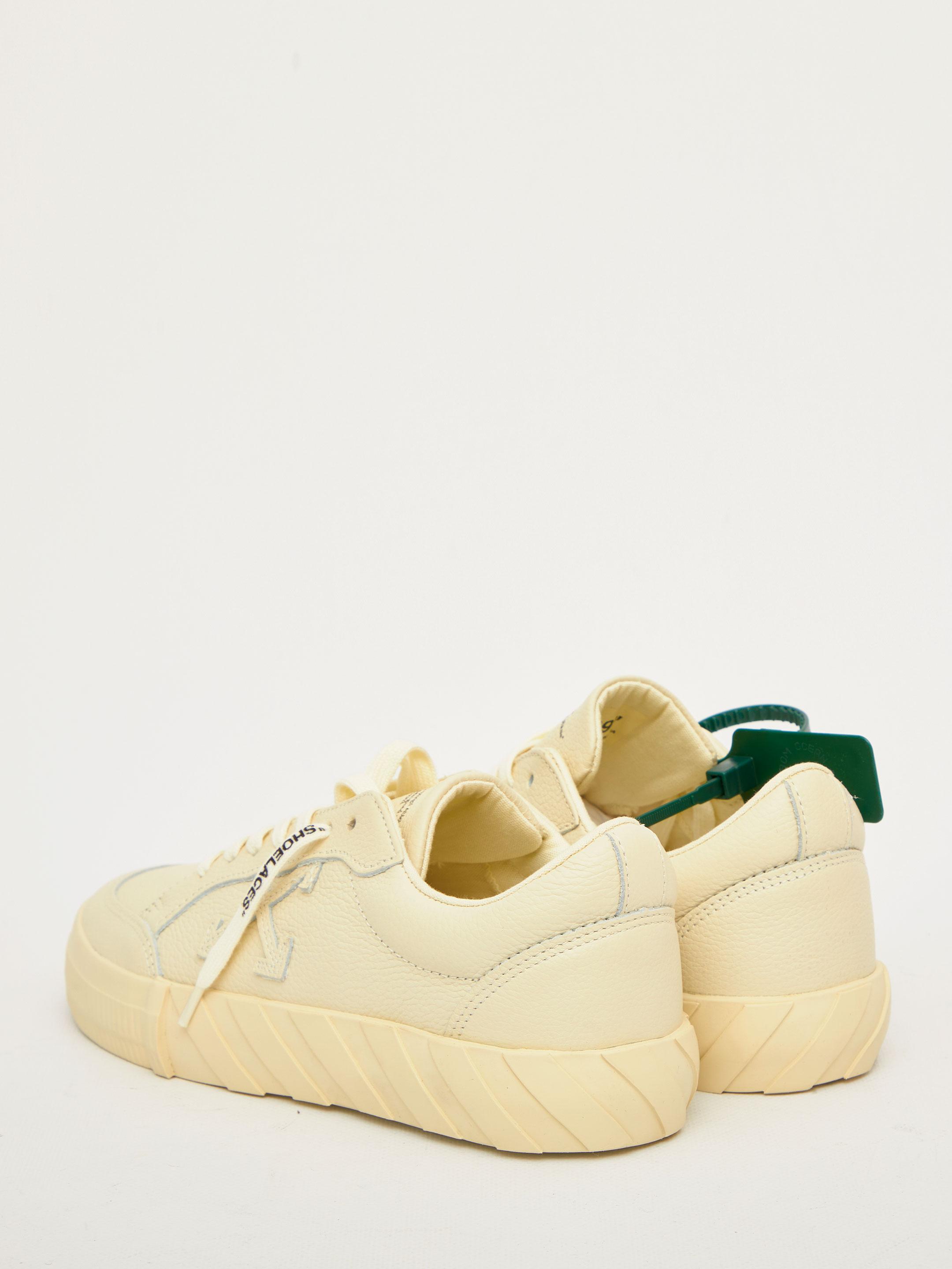 - Save 24% Natural Womens Trainers Off-White c/o Virgil Abloh Trainers Off-White c/o Virgil Abloh Low Vulcanized Sneakers in Camel 