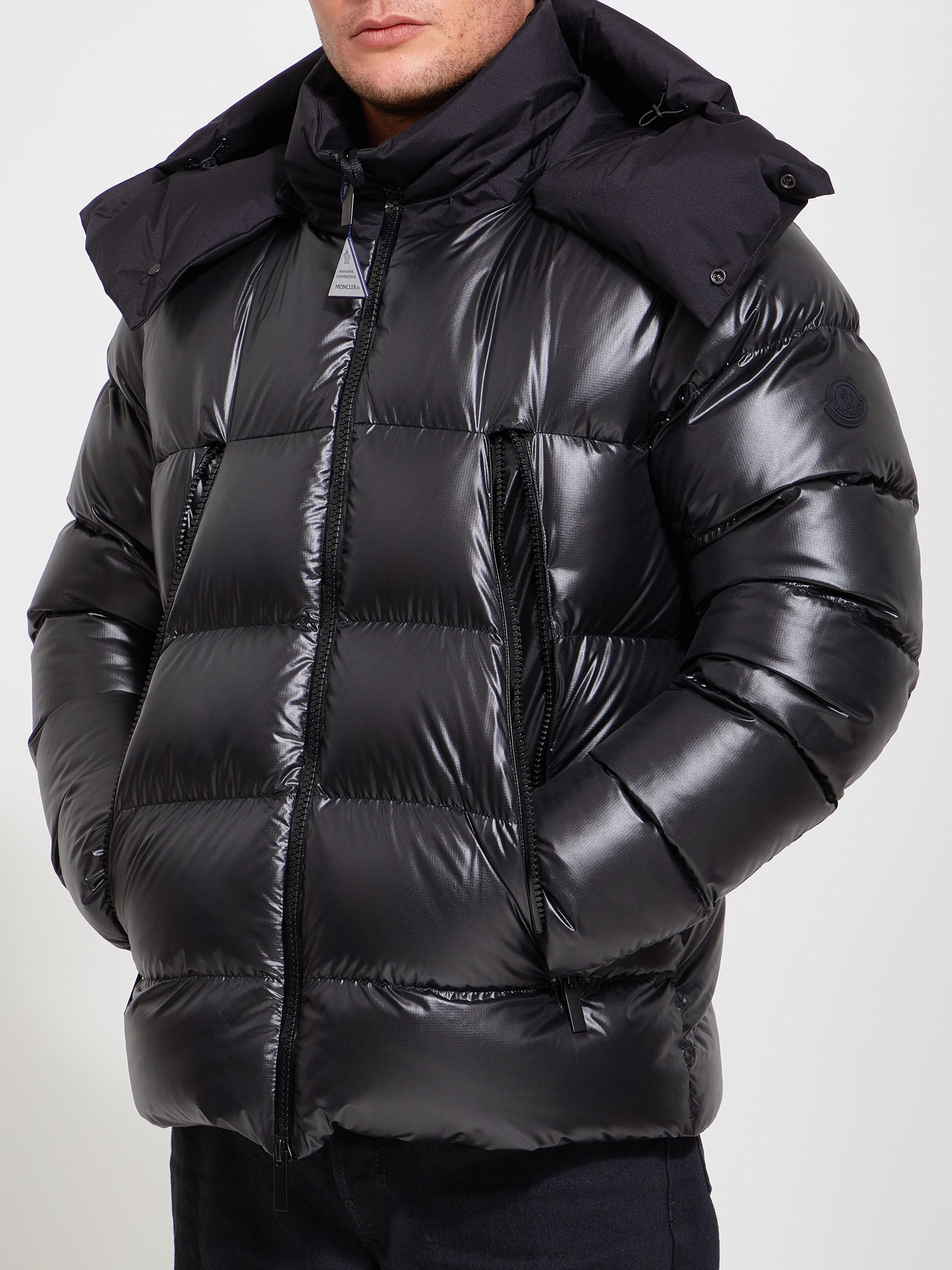 Moncler Zubair Short Down Jacket in Black for Men | Lyst