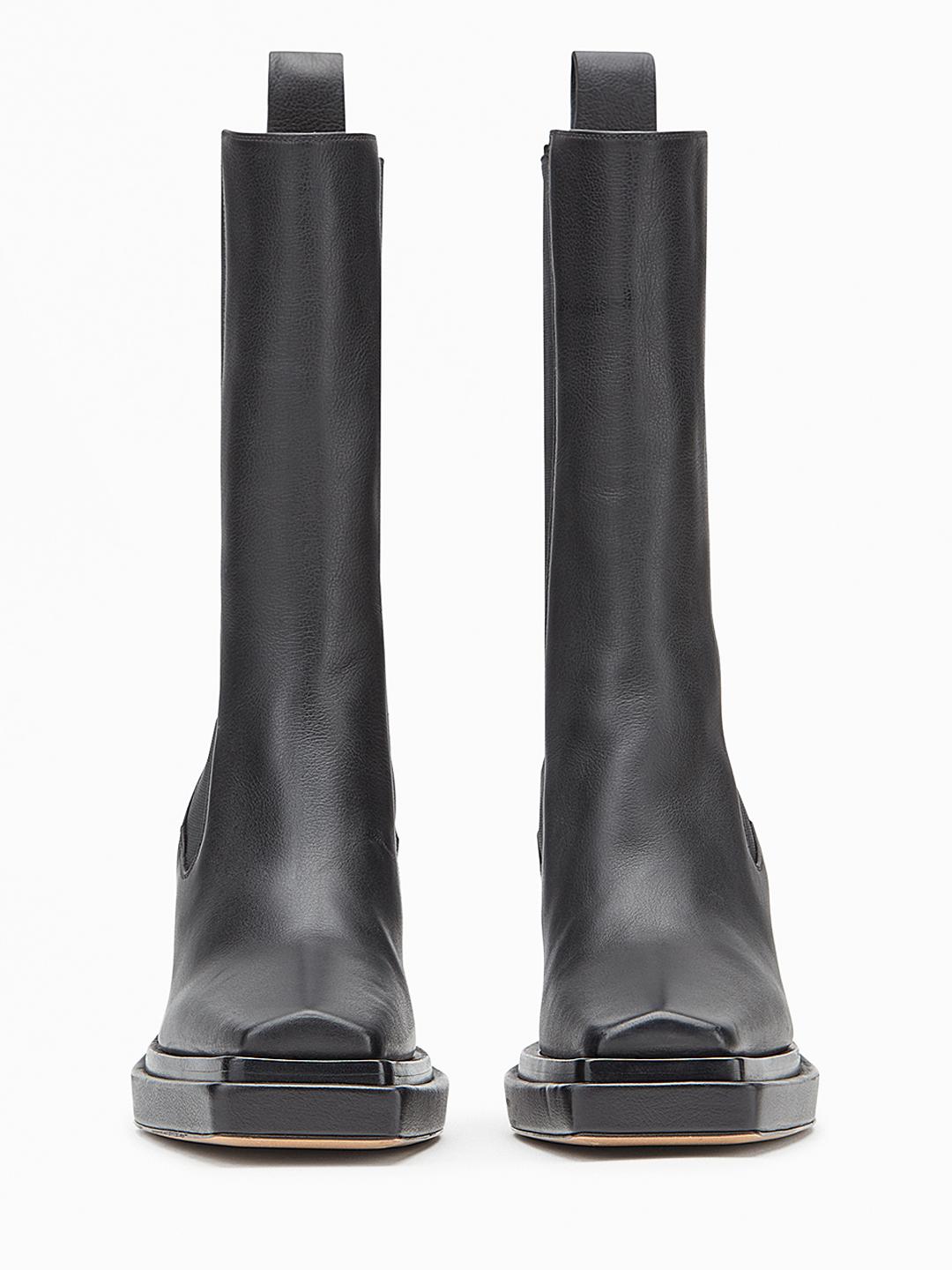 bottega-veneta-Black-V-Lean- bottega-veneta-Black-V-Lean-
