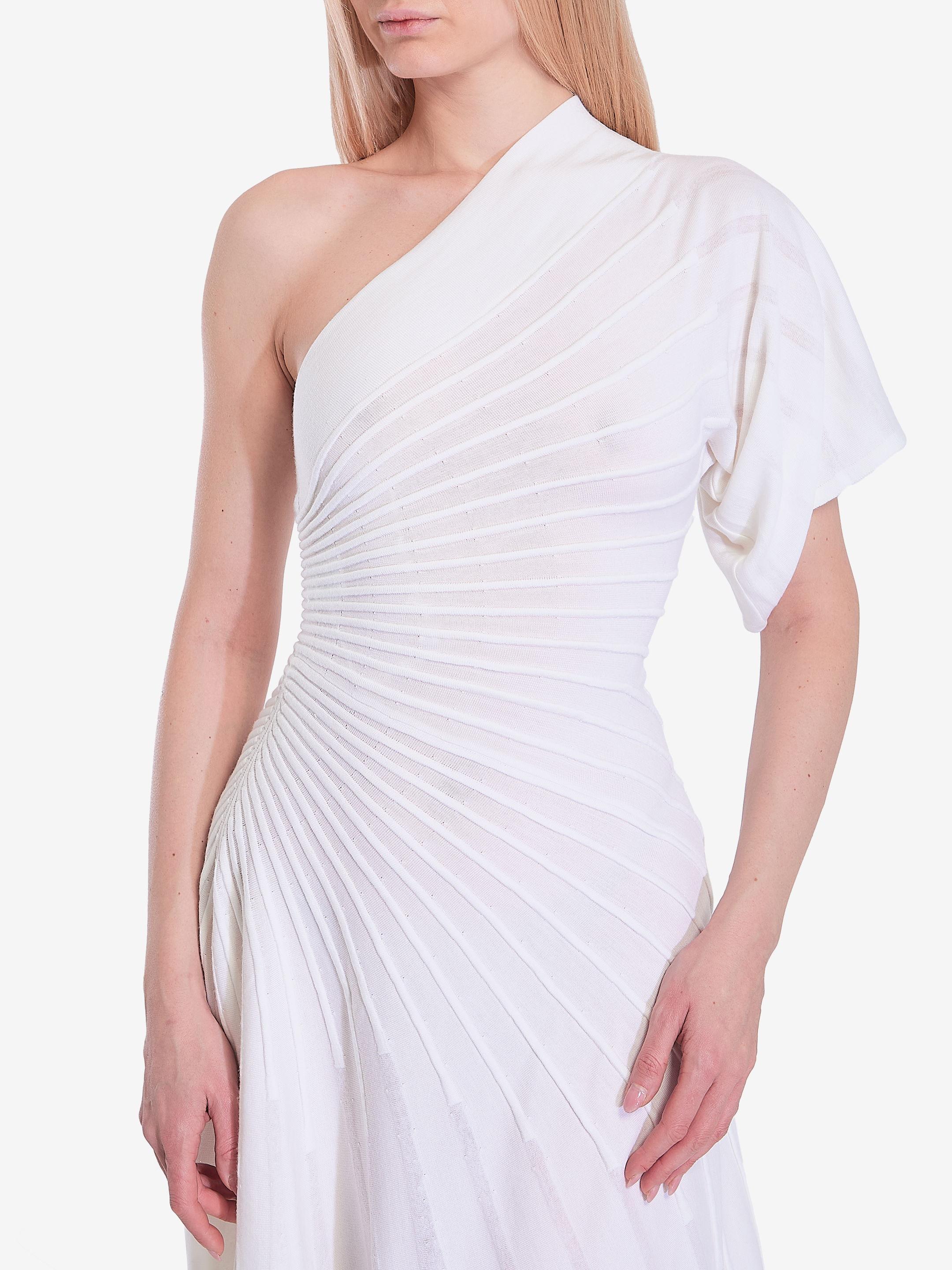 ワンピース ALAIA ASYMMETRICAL WHITE COTTON DRESS Alaïa Asymmetrical white cotton dress | TheDoubleF