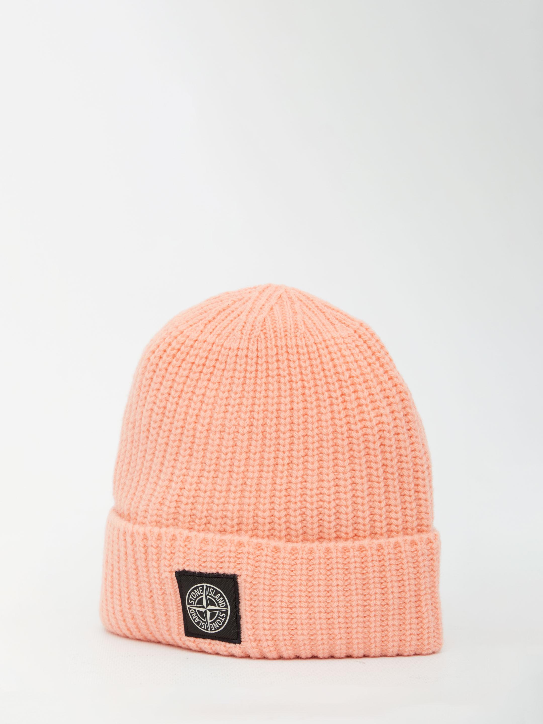 Stone Island Logo Patch Knitted Wool Beanie in Pink for Men | Lyst