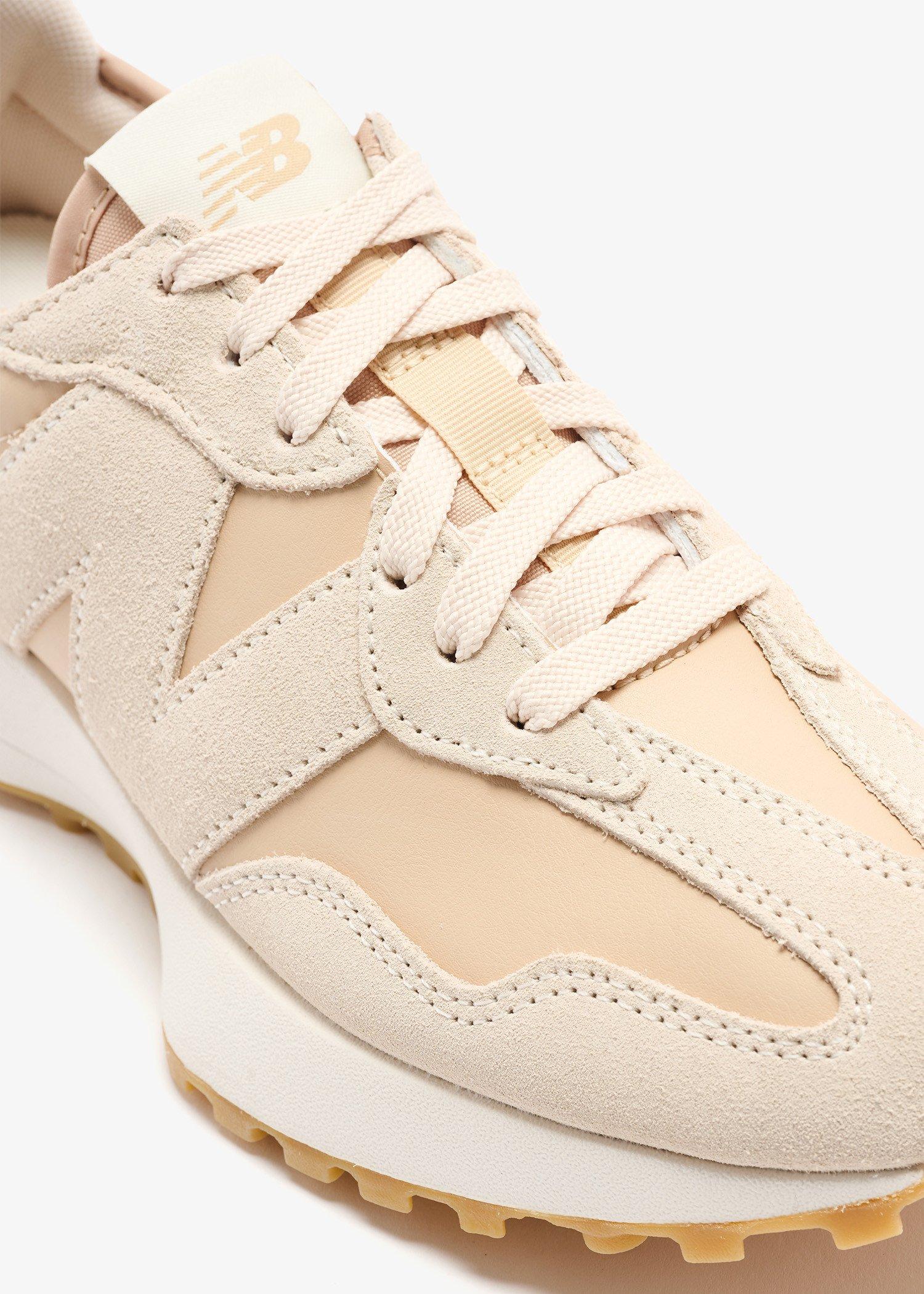 Real Estate New Balance Ws327und (Women) New Balance 327 'Light