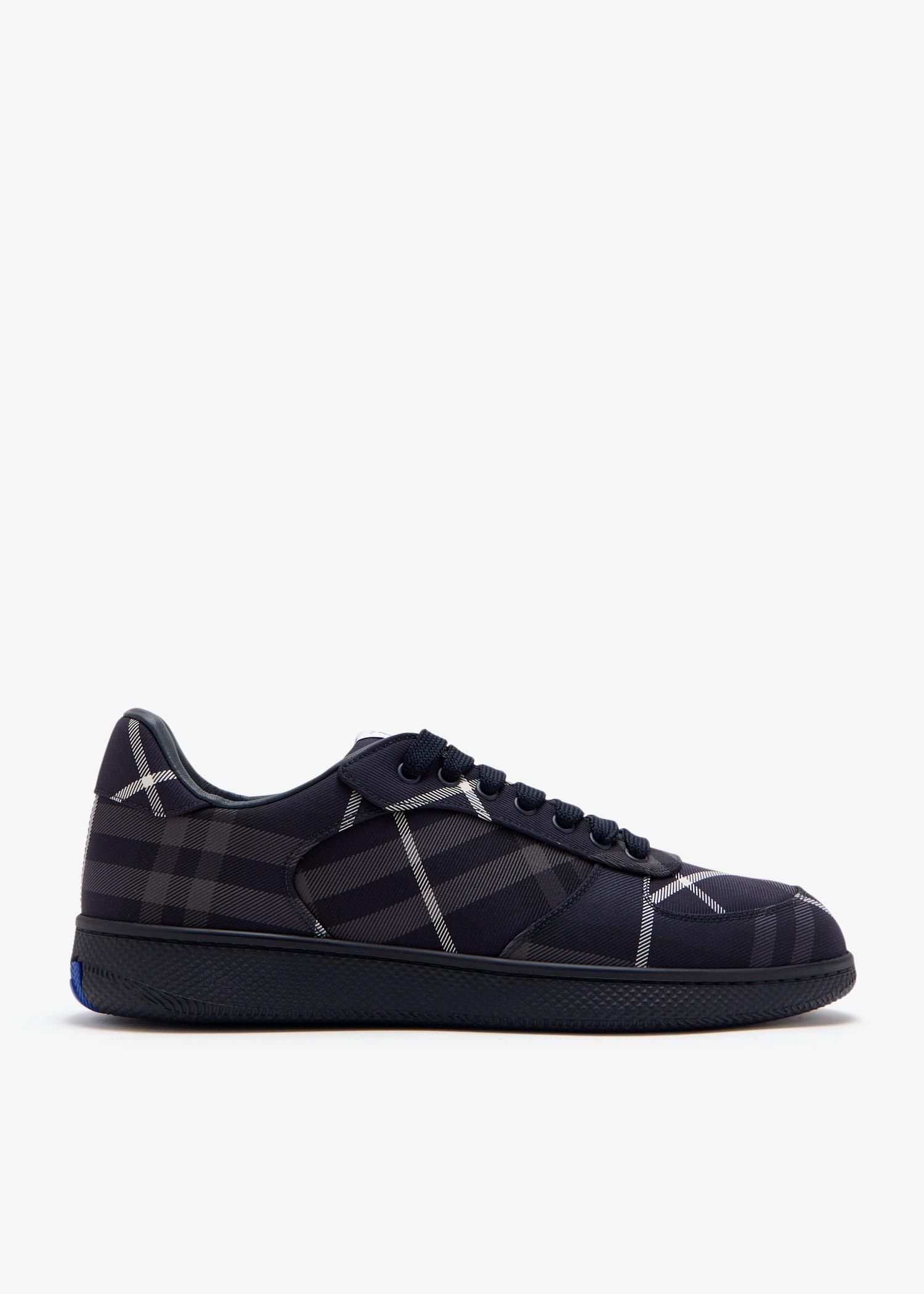 Burberry Low-top sneakers for Men | Online Sale up to 50