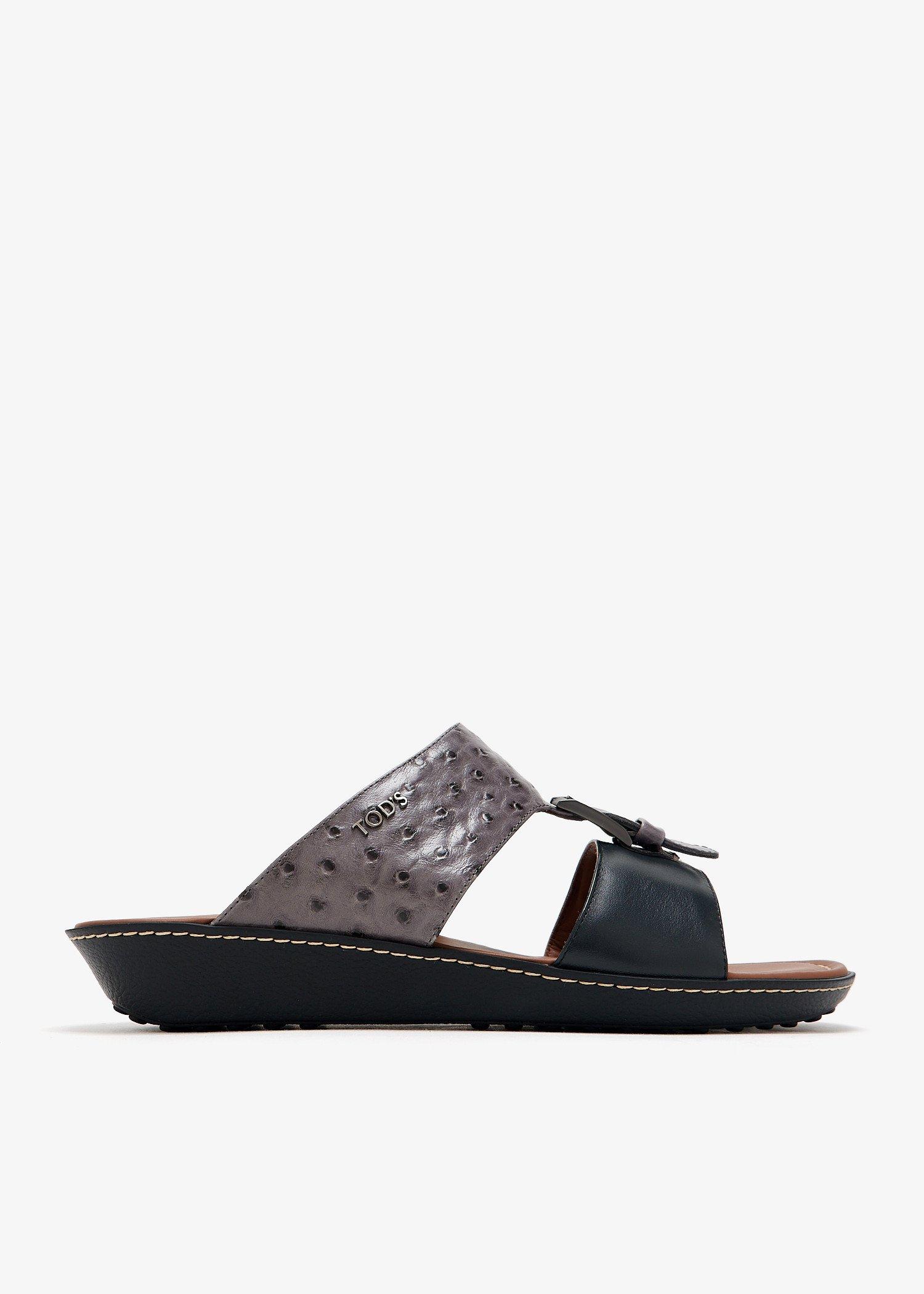 Tod's Sandals and Slides for Men | Online Sale up to 81% off