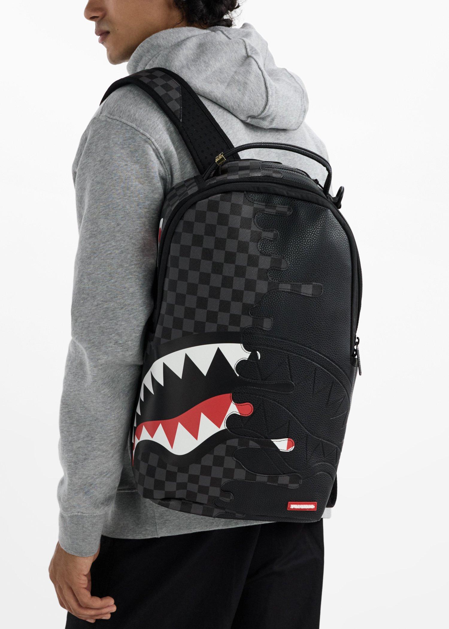 在庫限り！【Sprayground】Unfinished Shark Backpack Sprayground Unfinished Shark backpack in black vegan leather