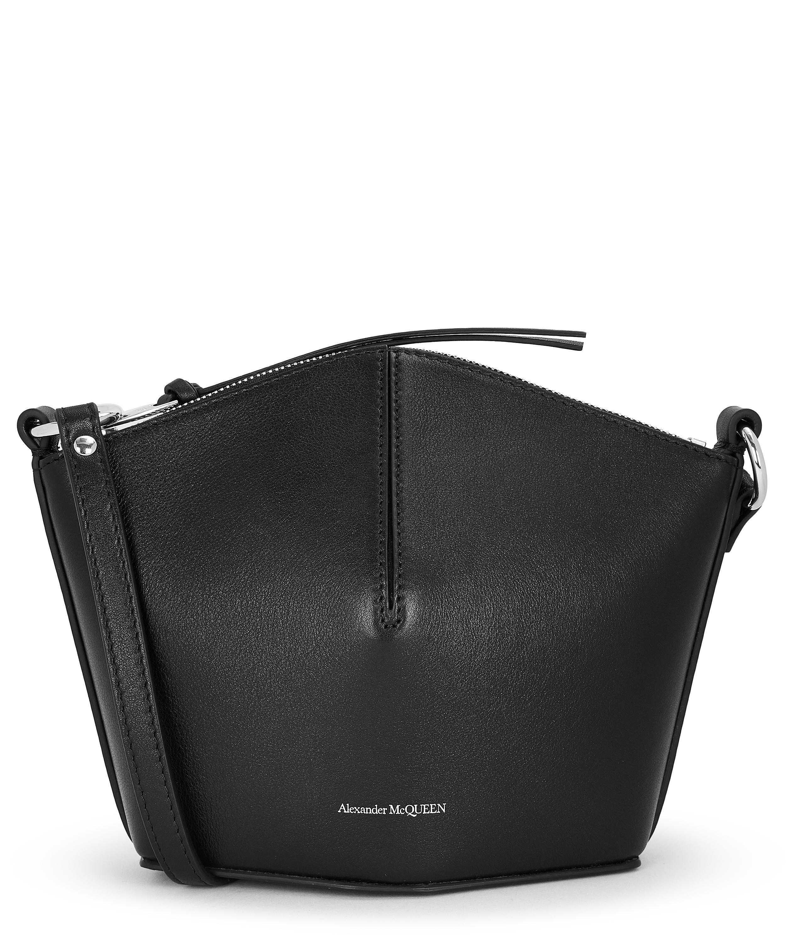 Alexander McQueen Mini Leather Crossbody Bucket Bag in Black Lyst