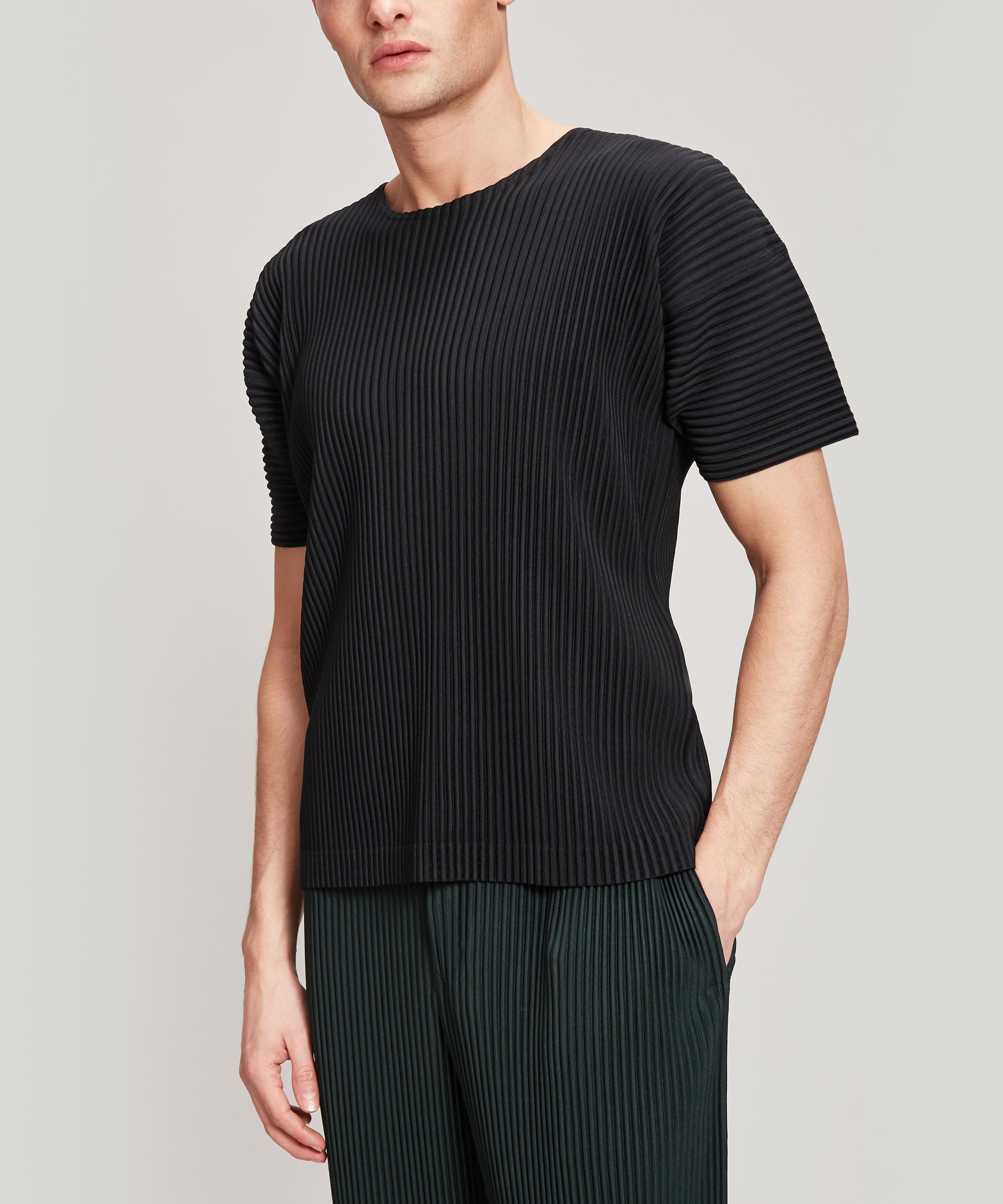 Homme Plissé Issey Miyake Core Short-sleeve T-shirt in Black for Men - Lyst