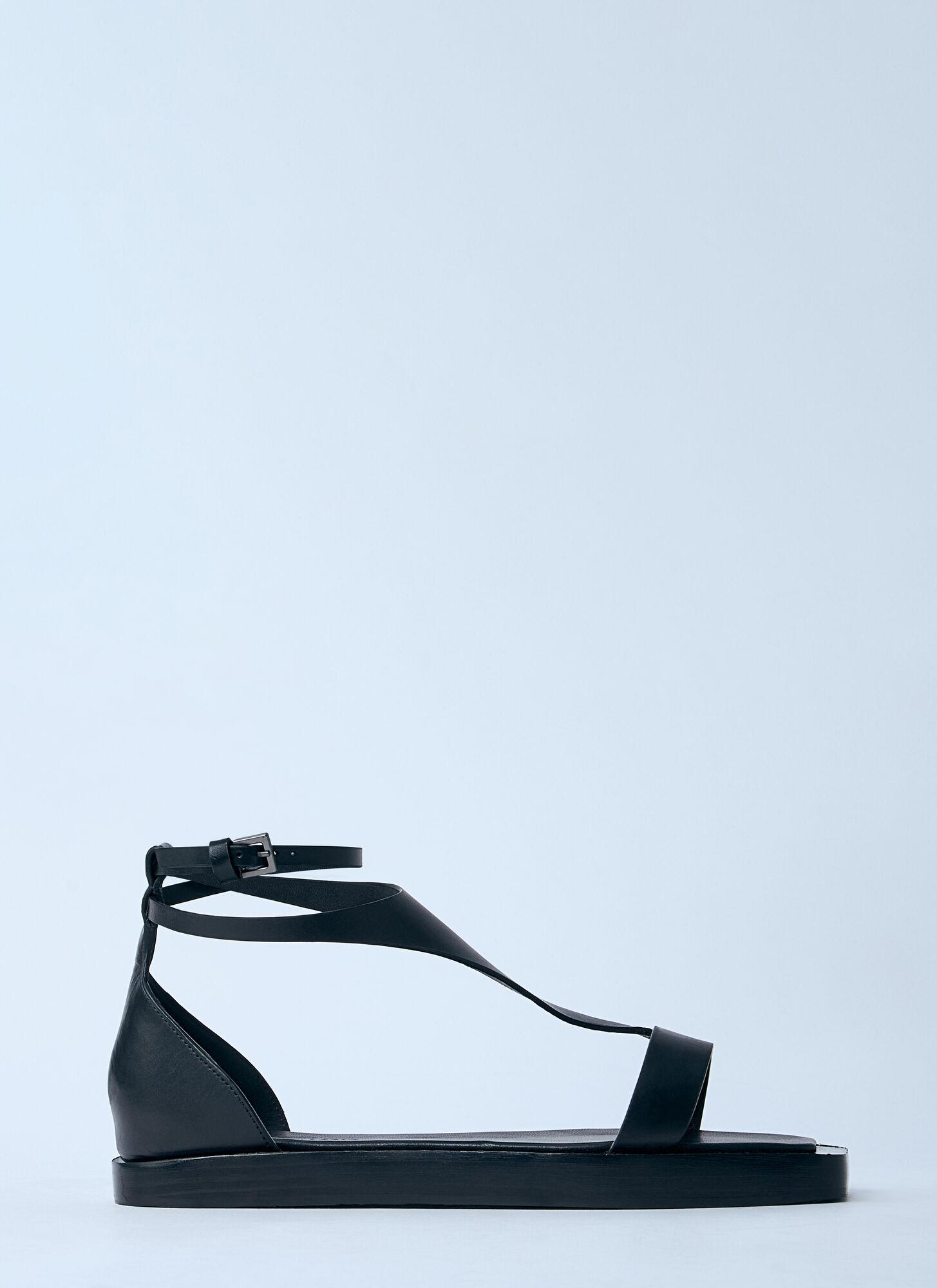 シューズ・サンダルその他 MAX MARA Woman Flat sandals Black 2514521013600 004 4521015306004-b-