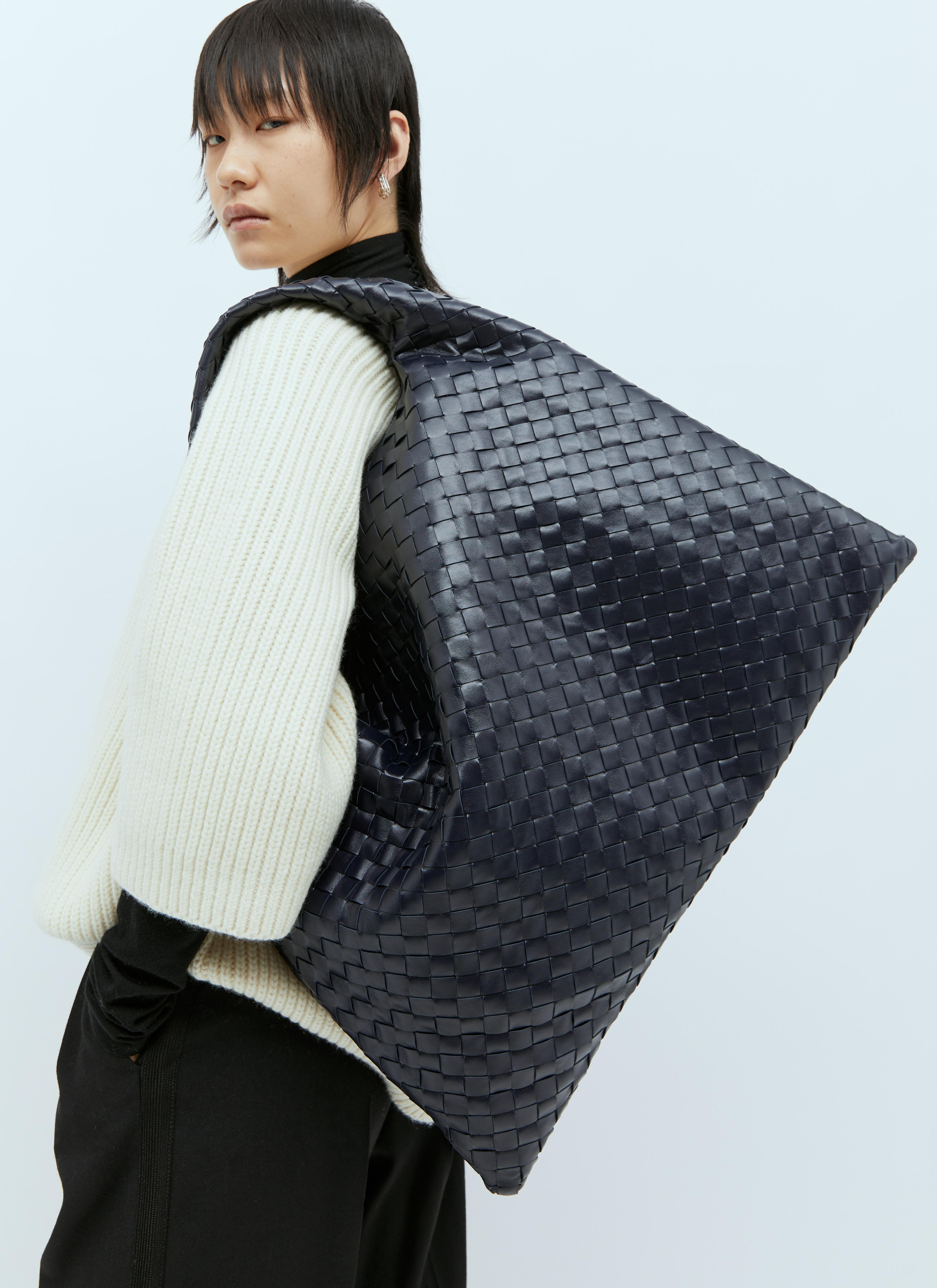 Bottega Veneta Large Hop Shoulder Bag in Black | Lyst Bottega Veneta Large Hop Shoulder Bag in Black | Lyst