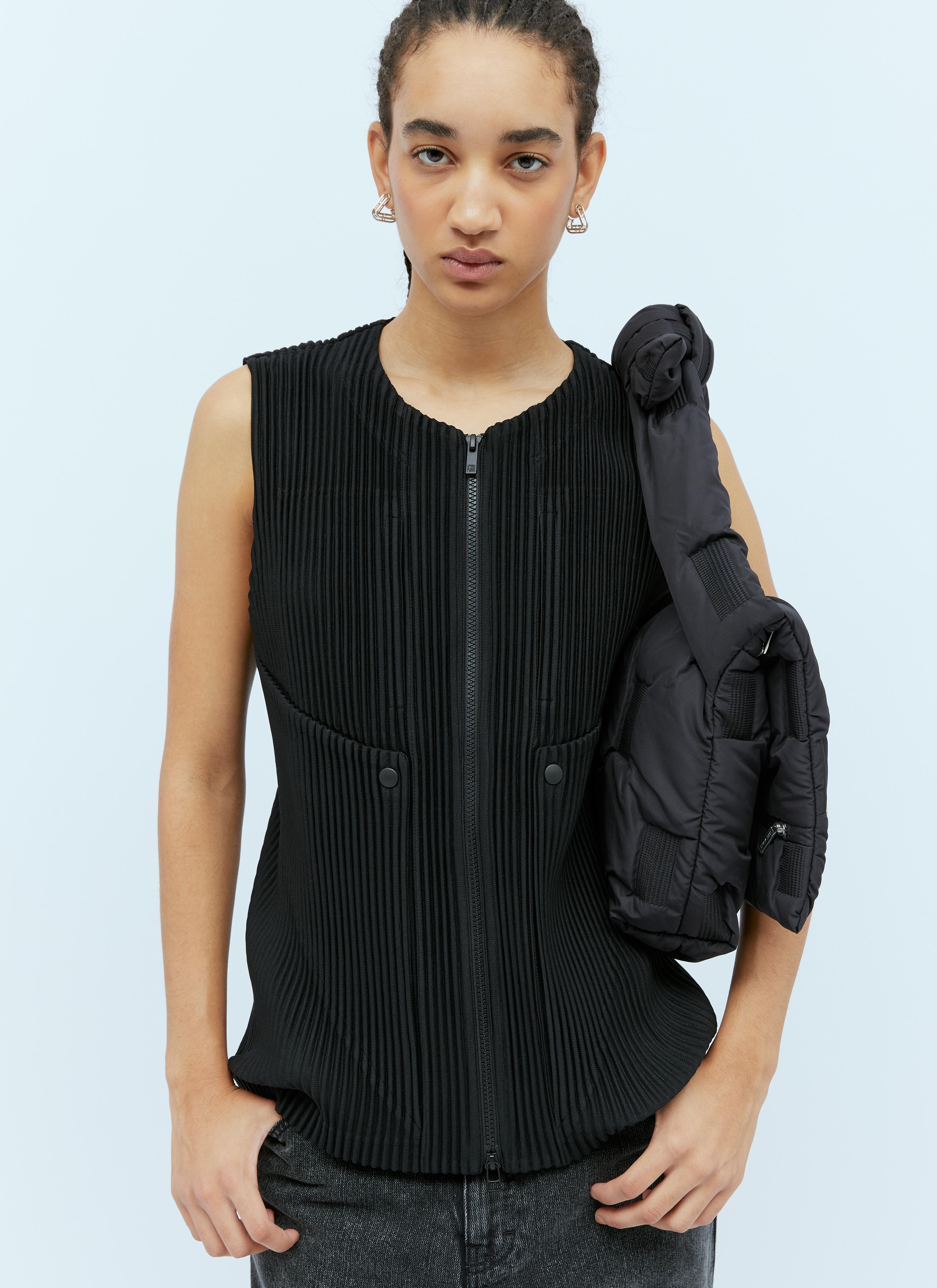 Issey Miyake Square Cushion Shoulder Bag in Black | Lyst