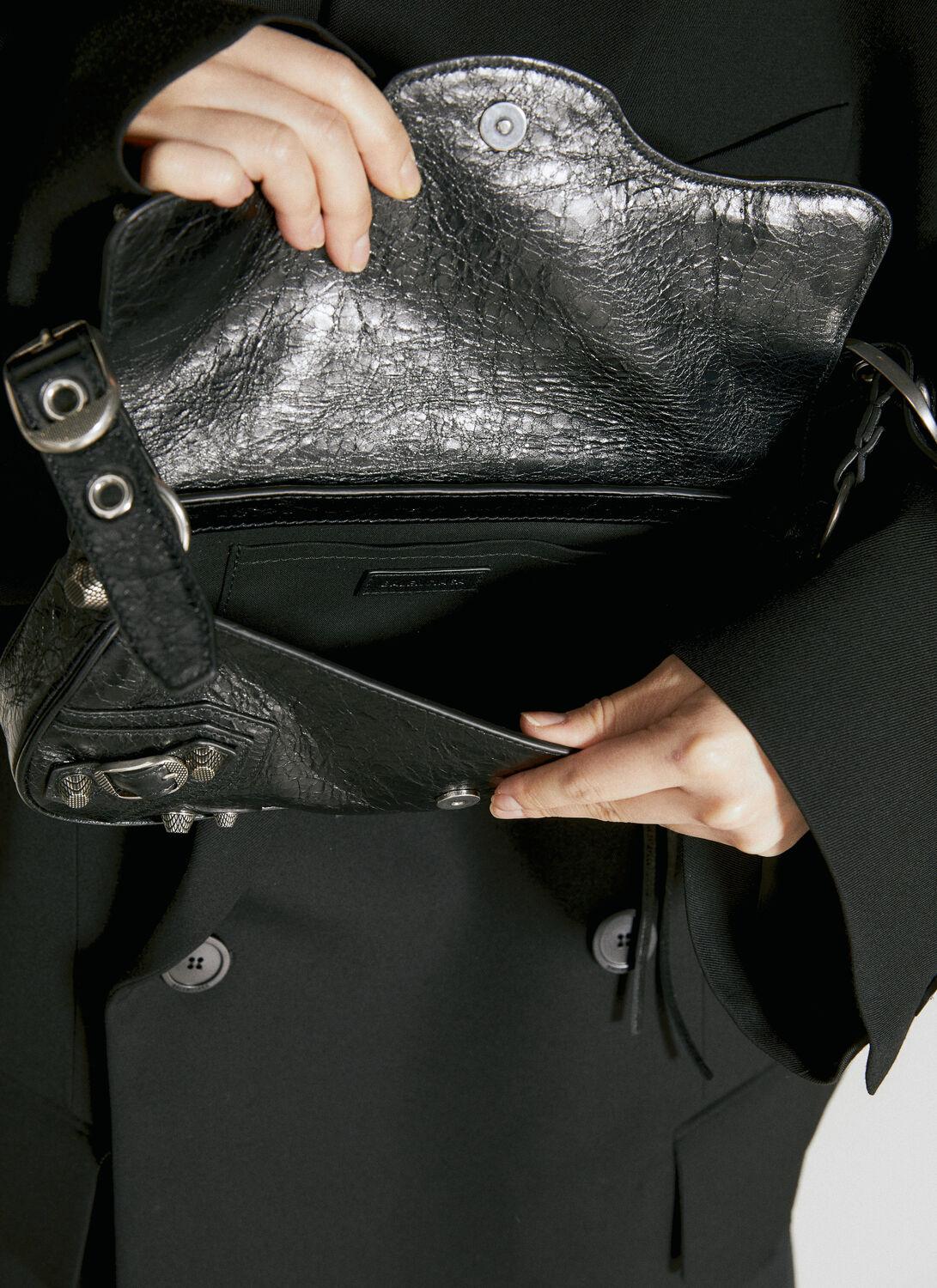 BALENCIAGA Le Cagole Sling ショルダーバッグ ホワイト の ウィメンズ Le Cagole ショルダーバッグ XS