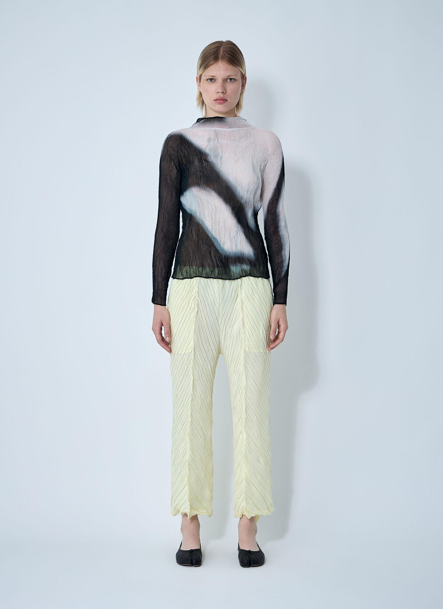 トップス ISSEY MIYAKE shadow study shirt SHADOW STUDY CHIFFON TWIST Shirt Light – ISSEY MIYAKE EU