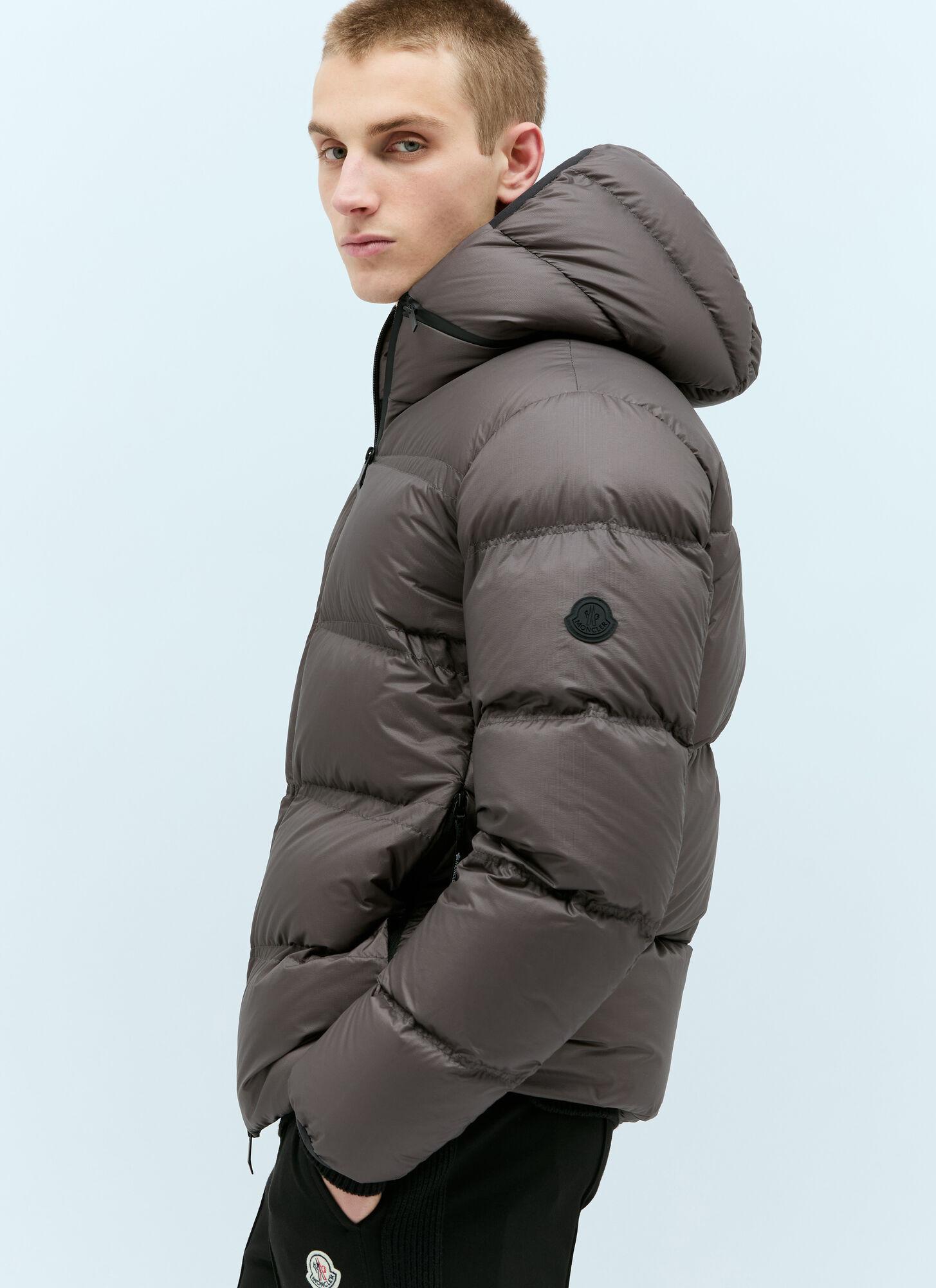 Moncler Masac Short Down Jacket in Grey for Men Lyst UK