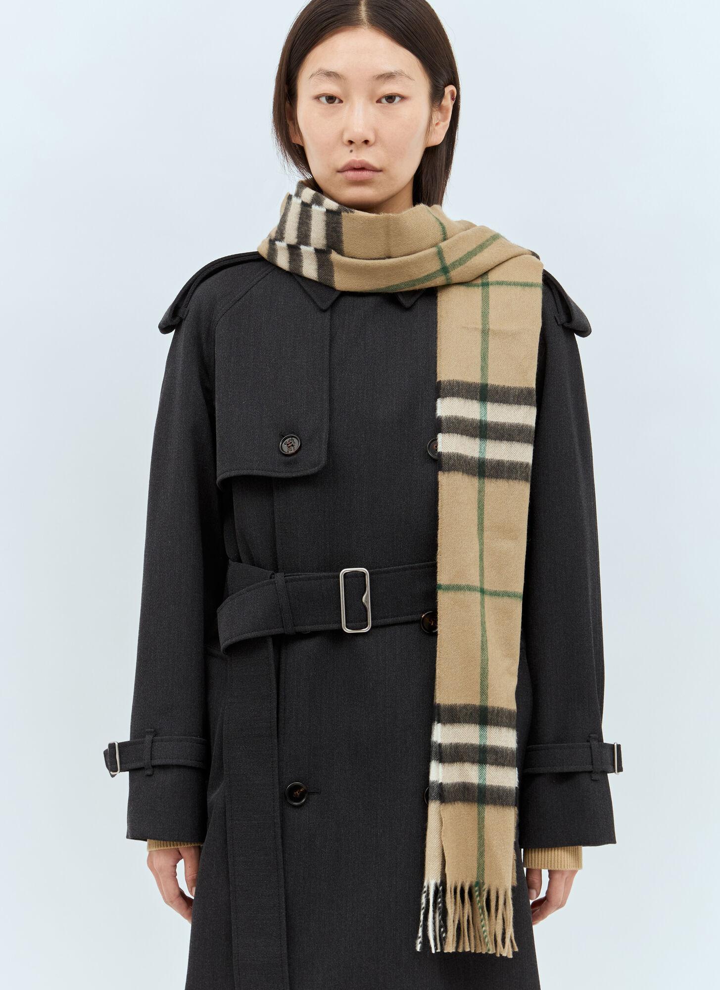 Burberry Giant Check Cashmere Scarf in Black Lyst UK