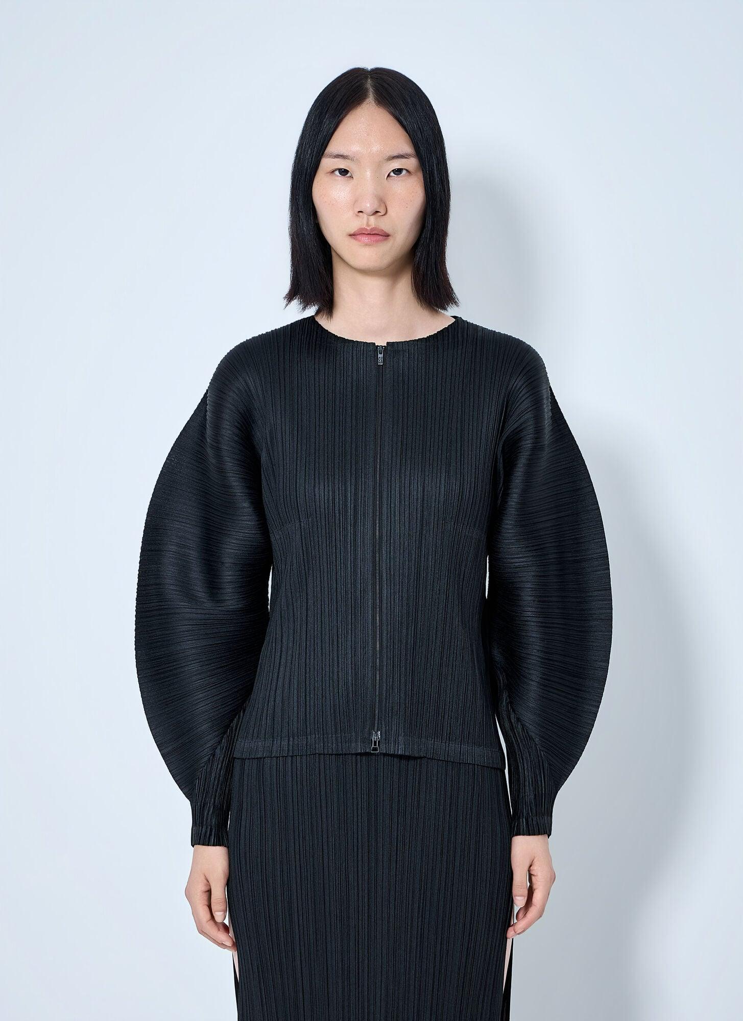 Pleats Please Issey Miyake Tops for Women | Online Sale up to 34